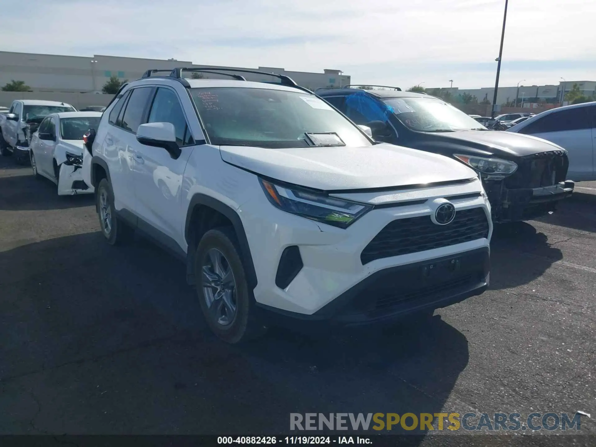 13 fotografías del automóvil dañado 2T3W1RFV7RW301212 TOYOTA RAV4 2024