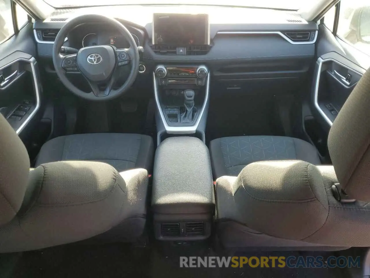 8 fotografías del automóvil dañado 2T3W1RFV7RW328801 TOYOTA RAV4 2024
