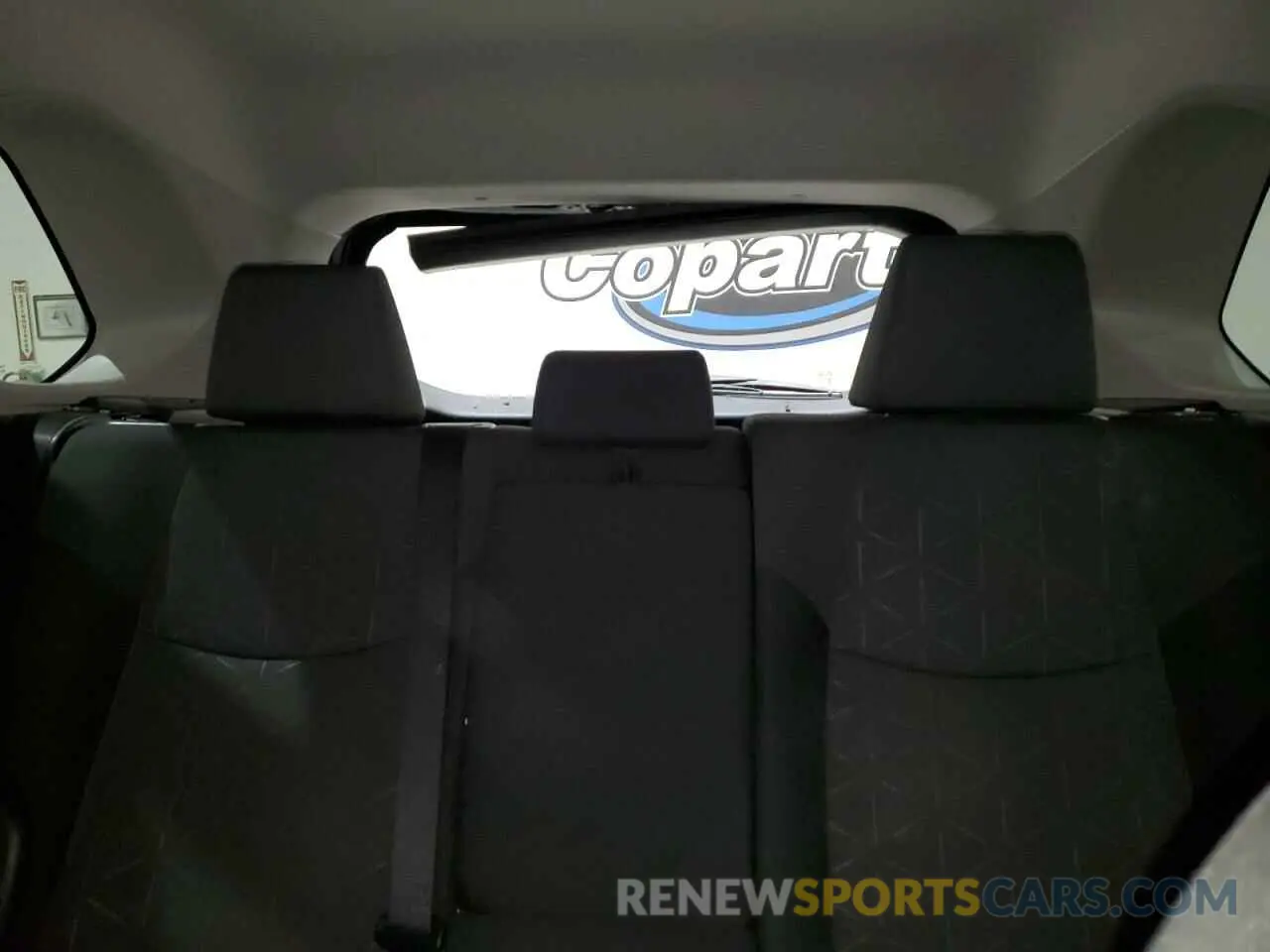 10 fotografías del automóvil dañado 2T3W1RFV7RW332010 TOYOTA RAV4 2024