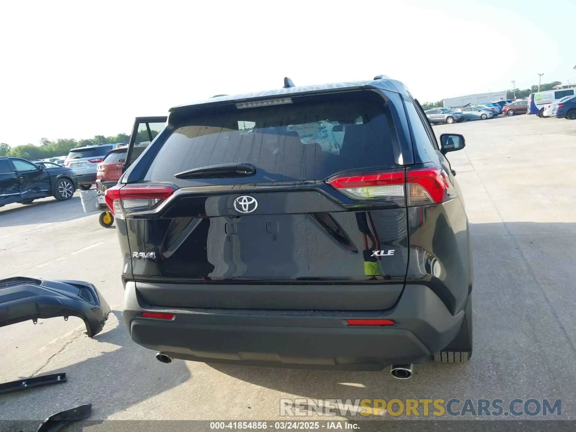 17 fotografías del automóvil dañado 2T3W1RFV7RW352466 TOYOTA RAV4 2024