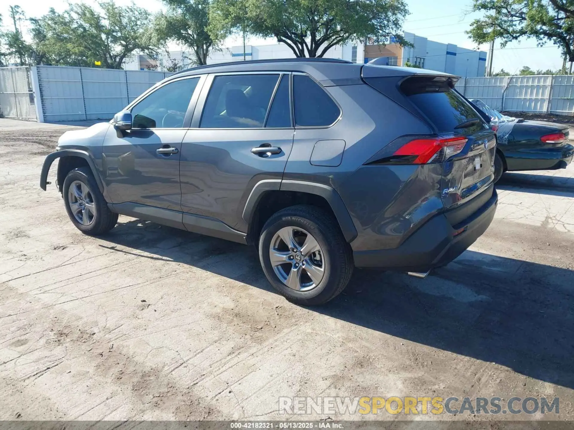 3 fotografías del automóvil dañado 2T3W1RFV7RW359241 TOYOTA RAV4 2024