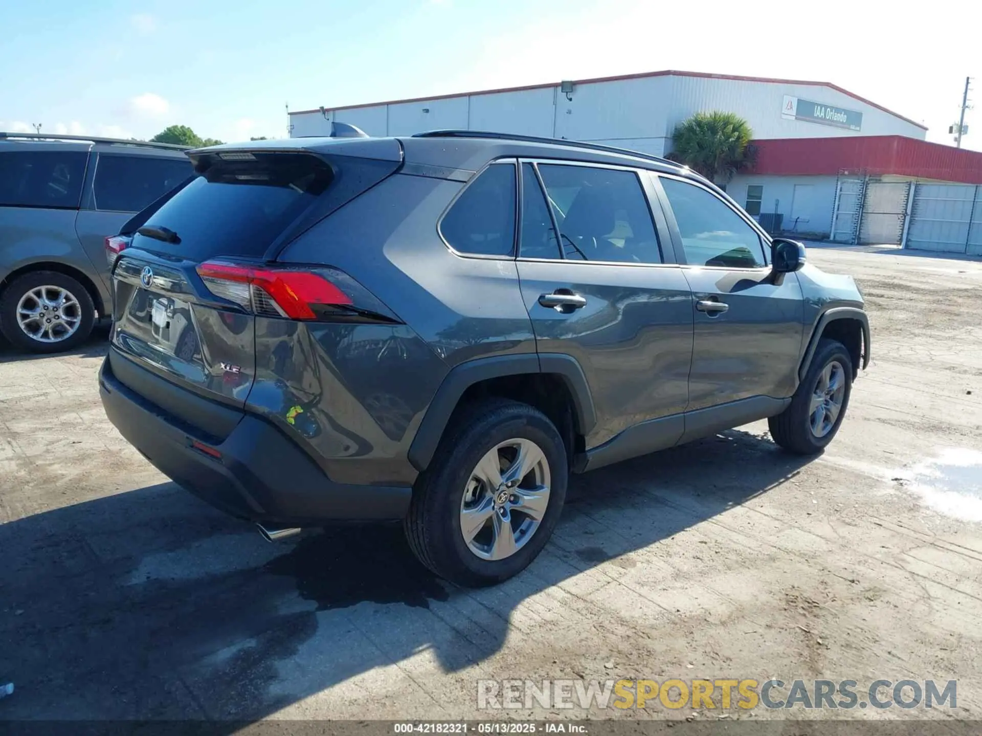 4 fotografías del automóvil dañado 2T3W1RFV7RW359241 TOYOTA RAV4 2024