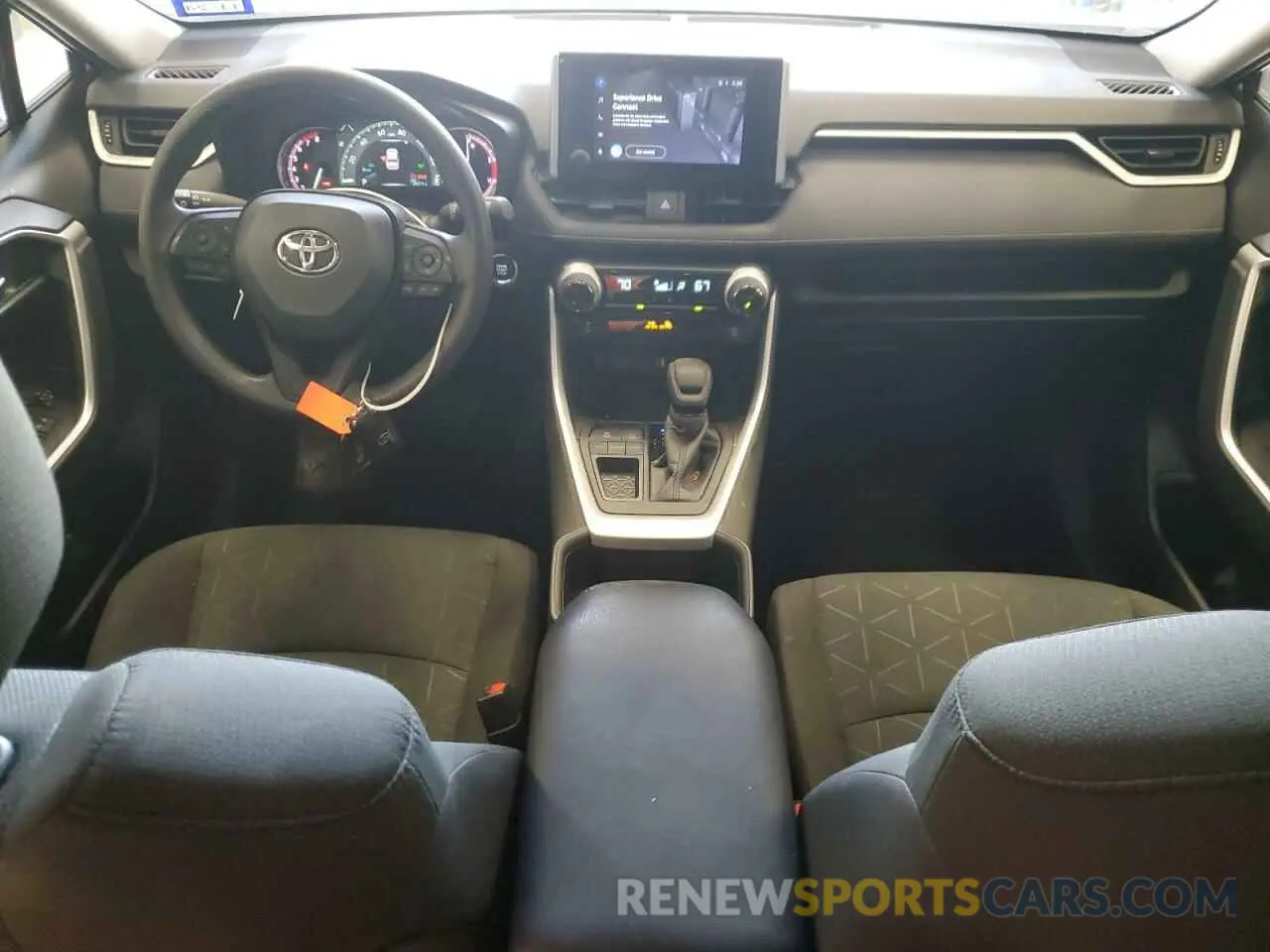8 fotografías del automóvil dañado 2T3W1RFV8RC258873 TOYOTA RAV4 2024