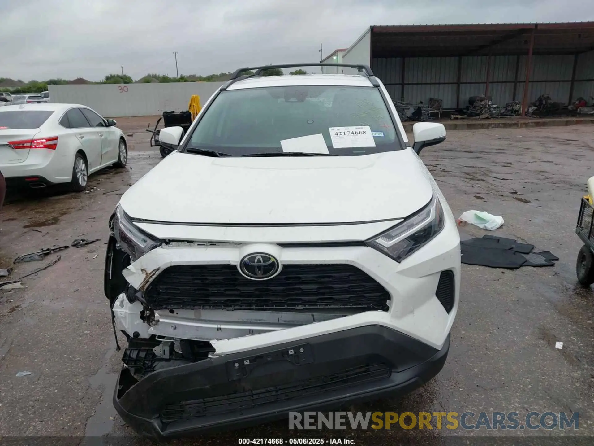 11 fotografías del automóvil dañado 2T3W1RFV8RW301106 TOYOTA RAV4 2024