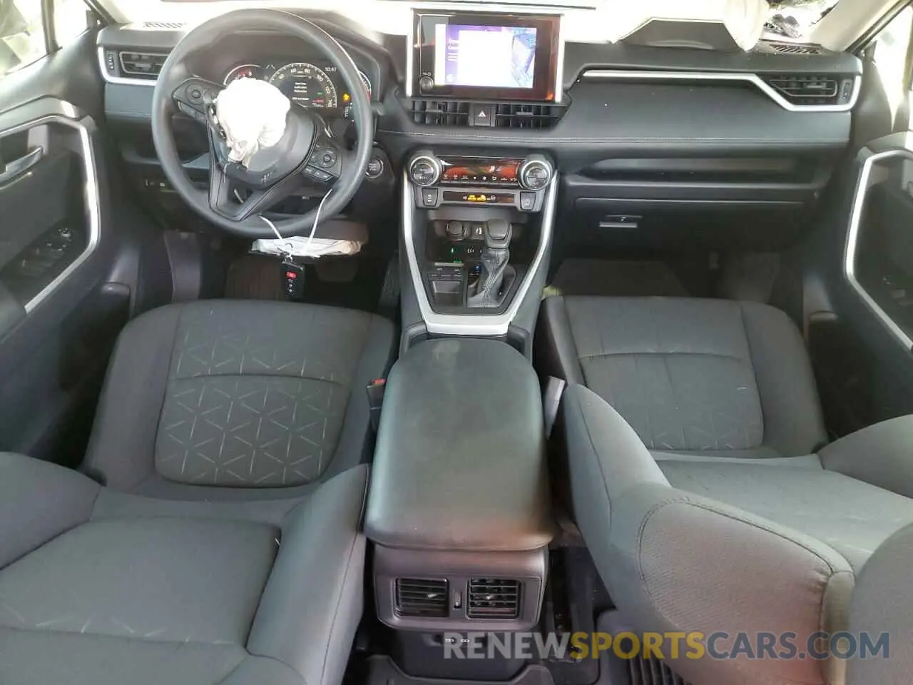 8 fotografías del automóvil dañado 2T3W1RFV8RW314129 TOYOTA RAV4 2024