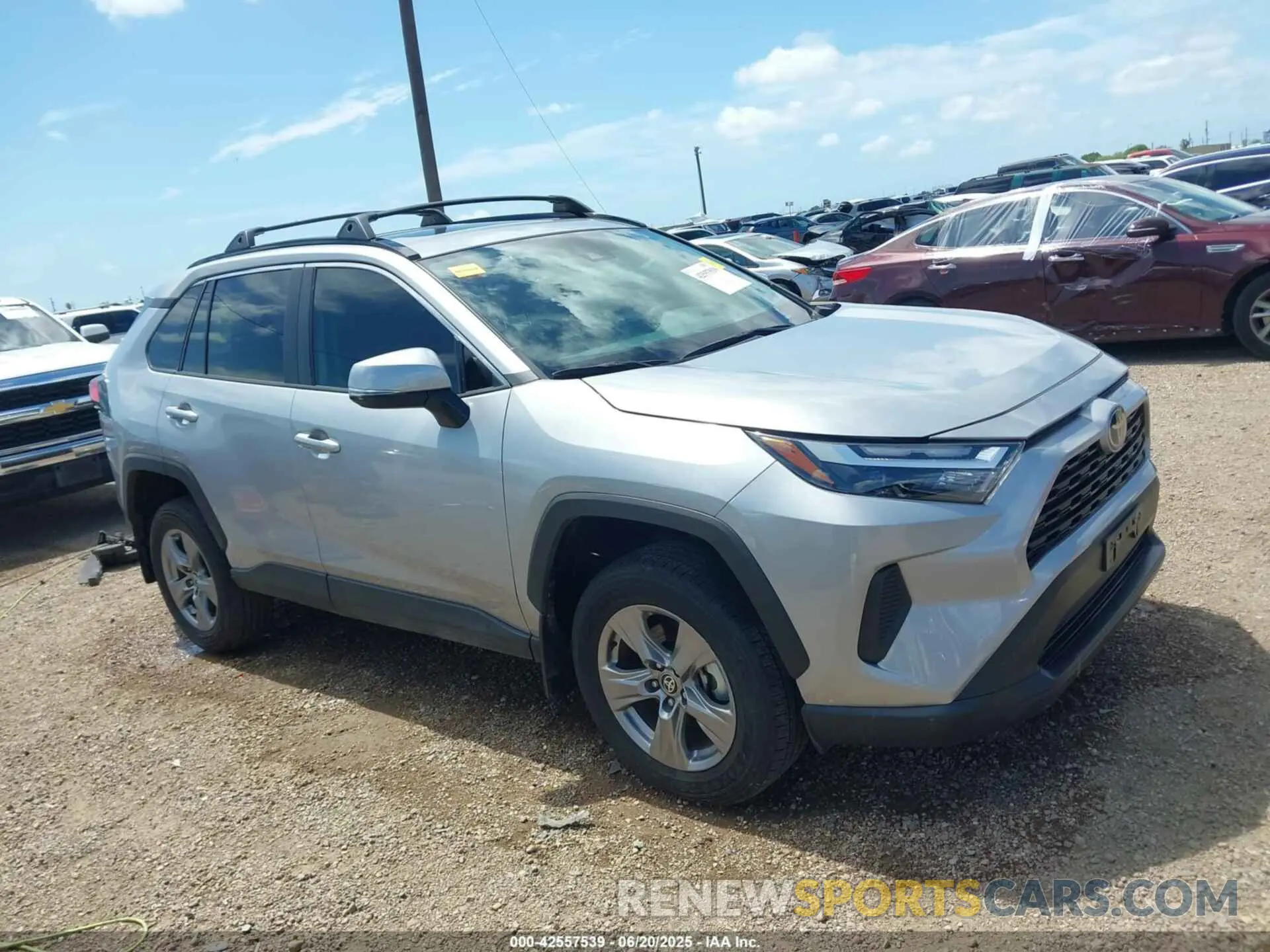 14 fotografías del automóvil dañado 2T3W1RFV8RW316415 TOYOTA RAV4 2024