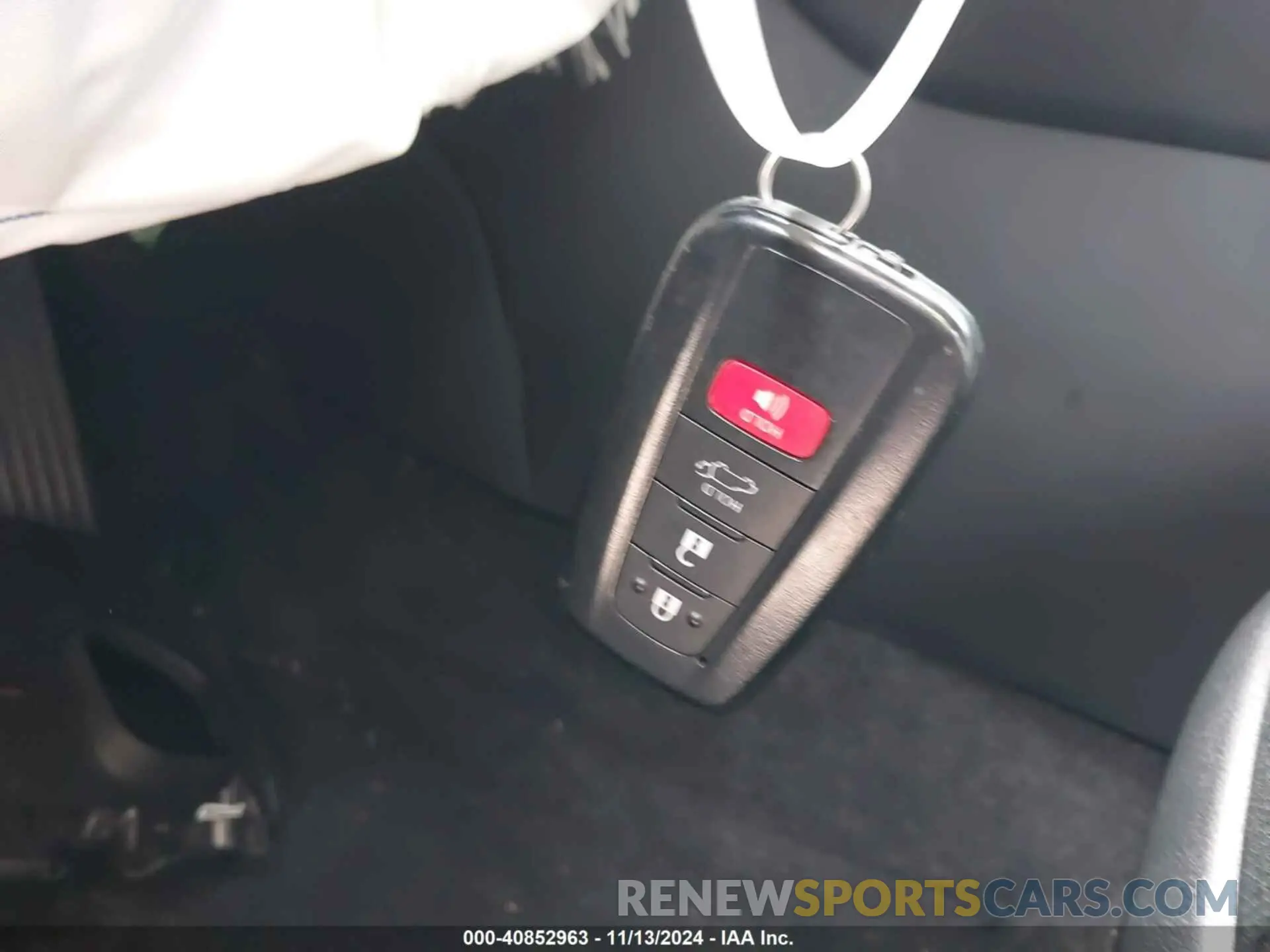 11 fotografías del automóvil dañado 2T3W1RFV8RW340682 TOYOTA RAV4 2024