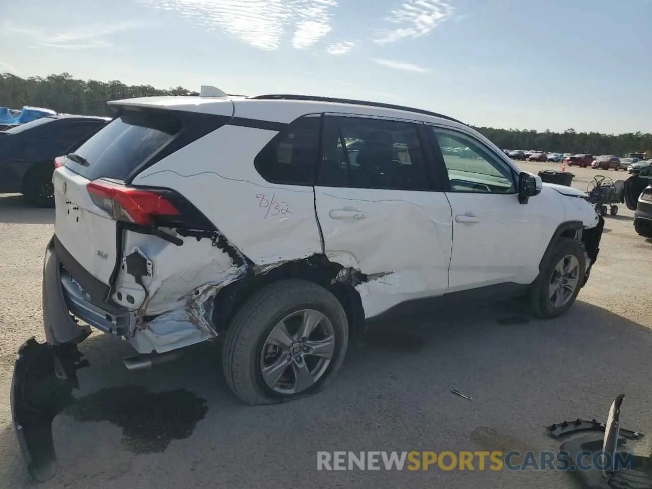 3 fotografías del automóvil dañado 2T3W1RFV8RW348815 TOYOTA RAV4 2024