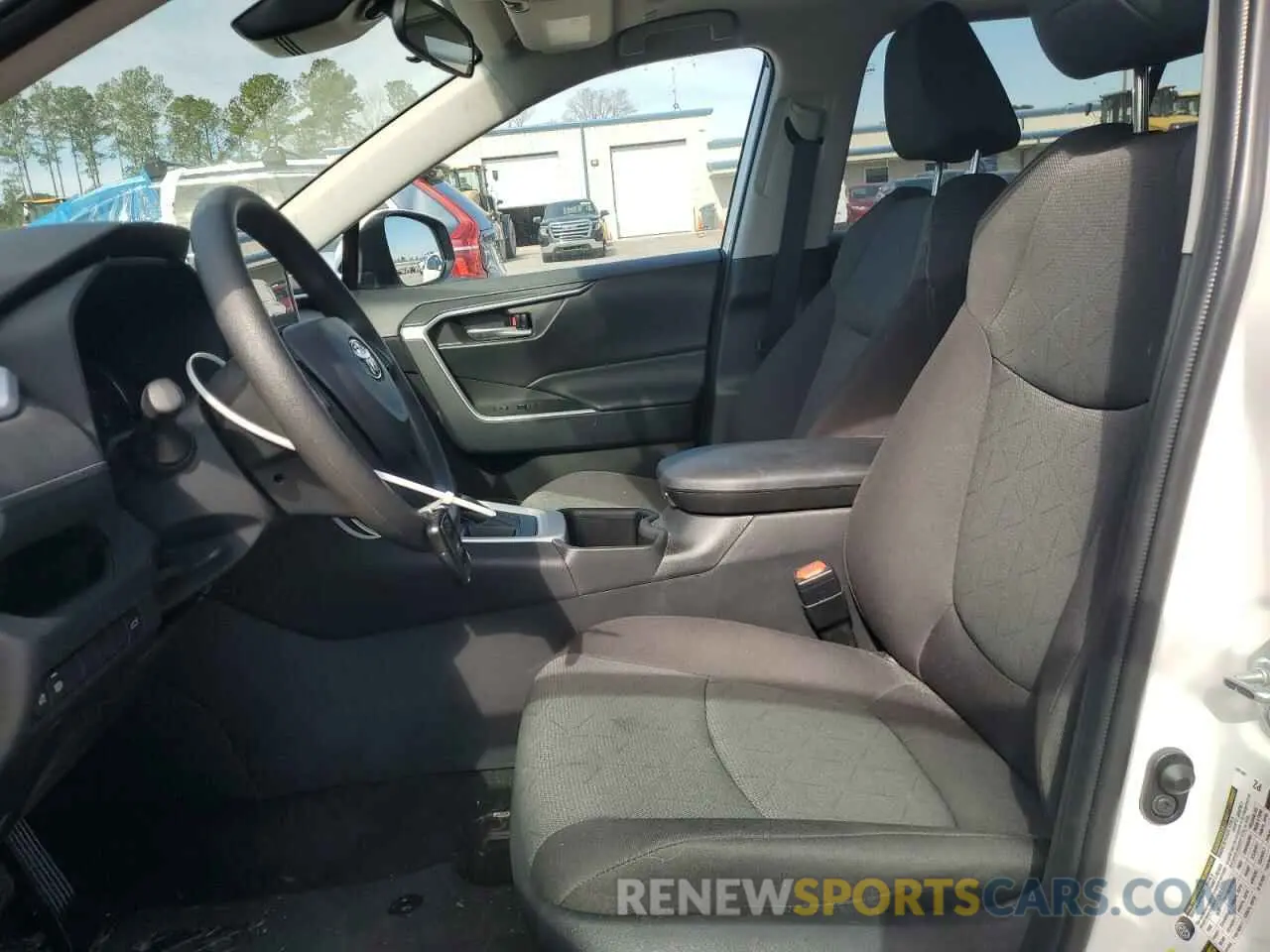 7 fotografías del automóvil dañado 2T3W1RFV8RW348815 TOYOTA RAV4 2024