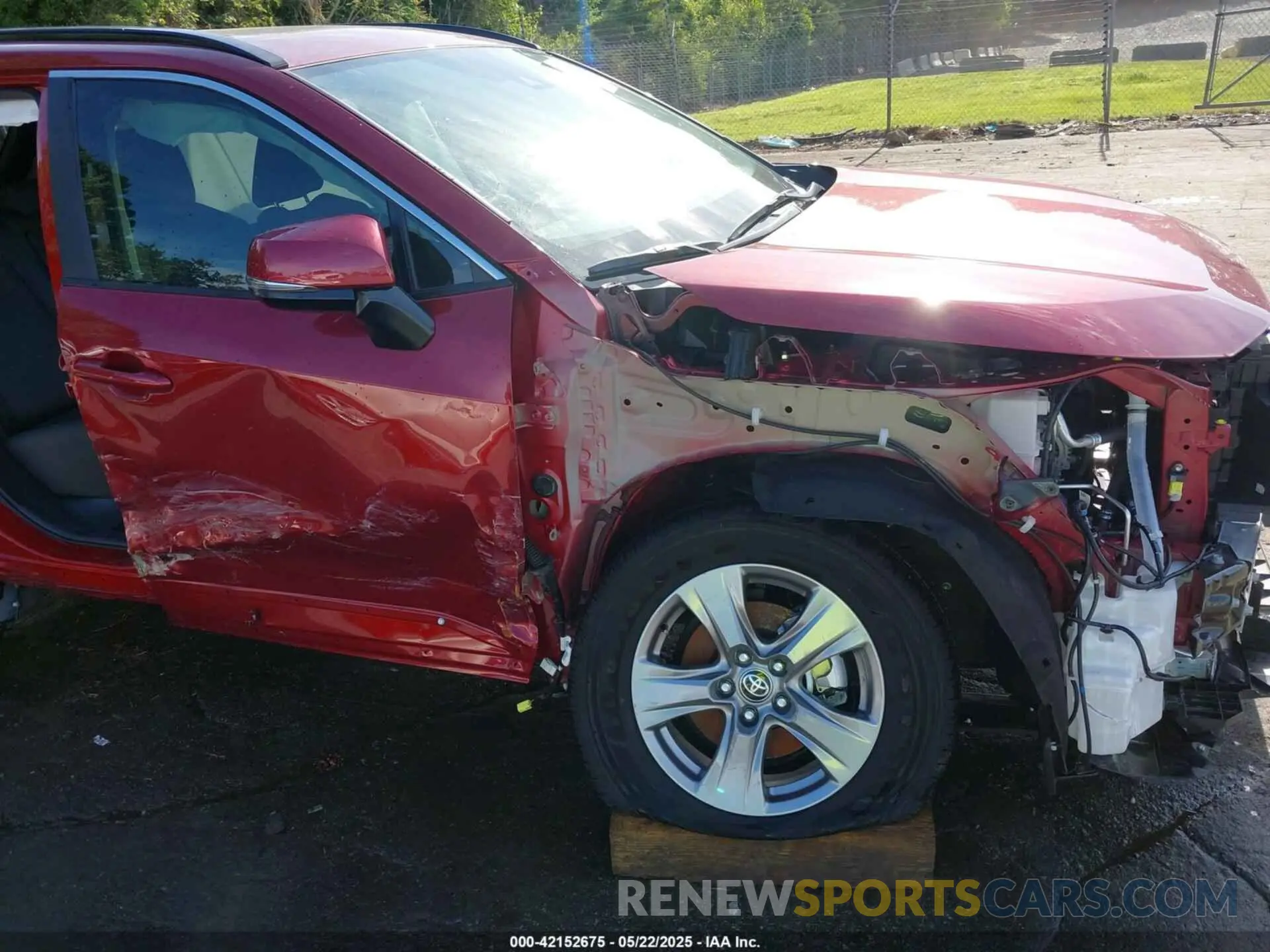 18 fotografías del automóvil dañado 2T3W1RFV8RW363315 TOYOTA RAV4 2024