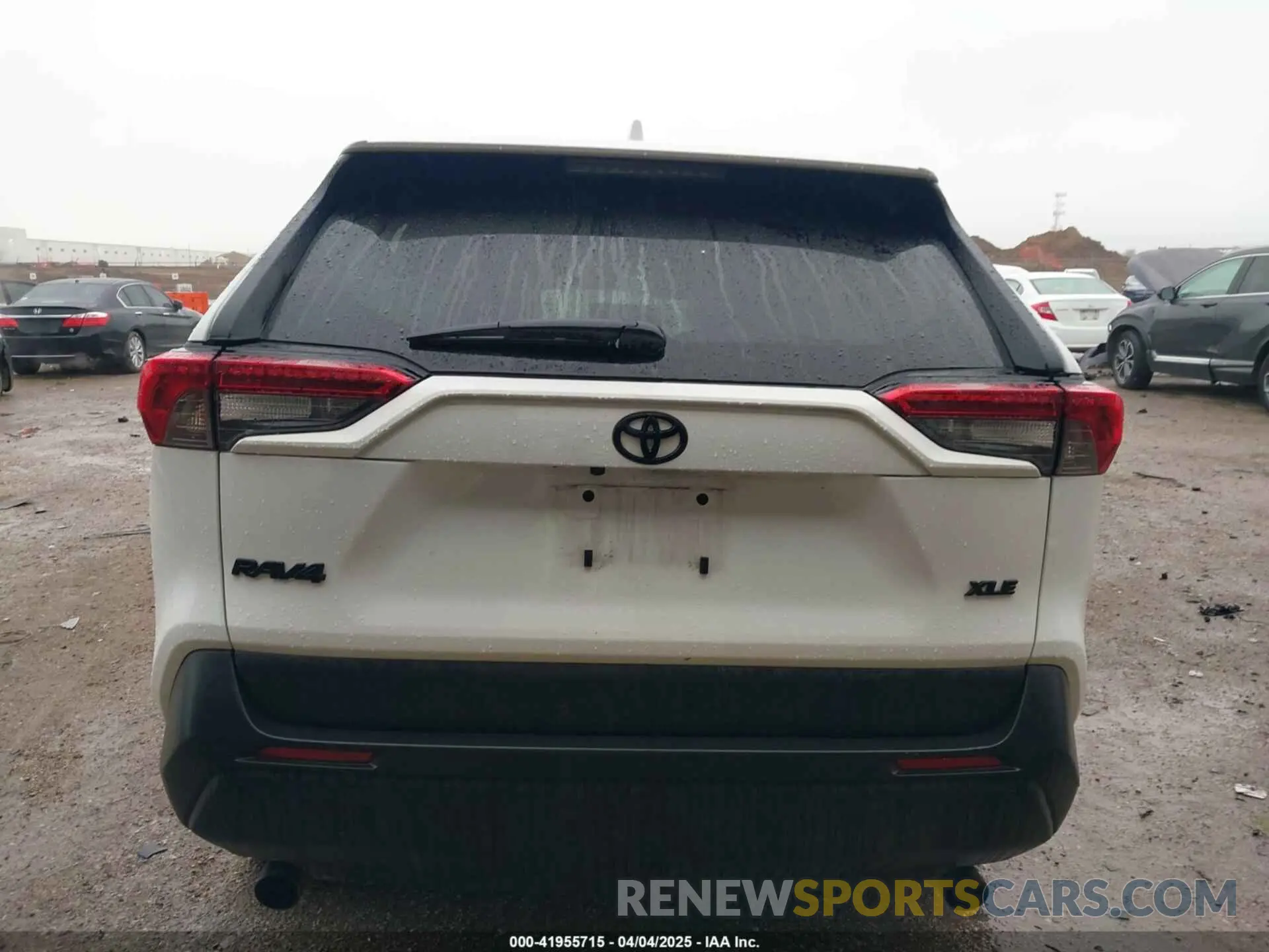 16 fotografías del automóvil dañado 2T3W1RFV9RC298637 TOYOTA RAV4 2024