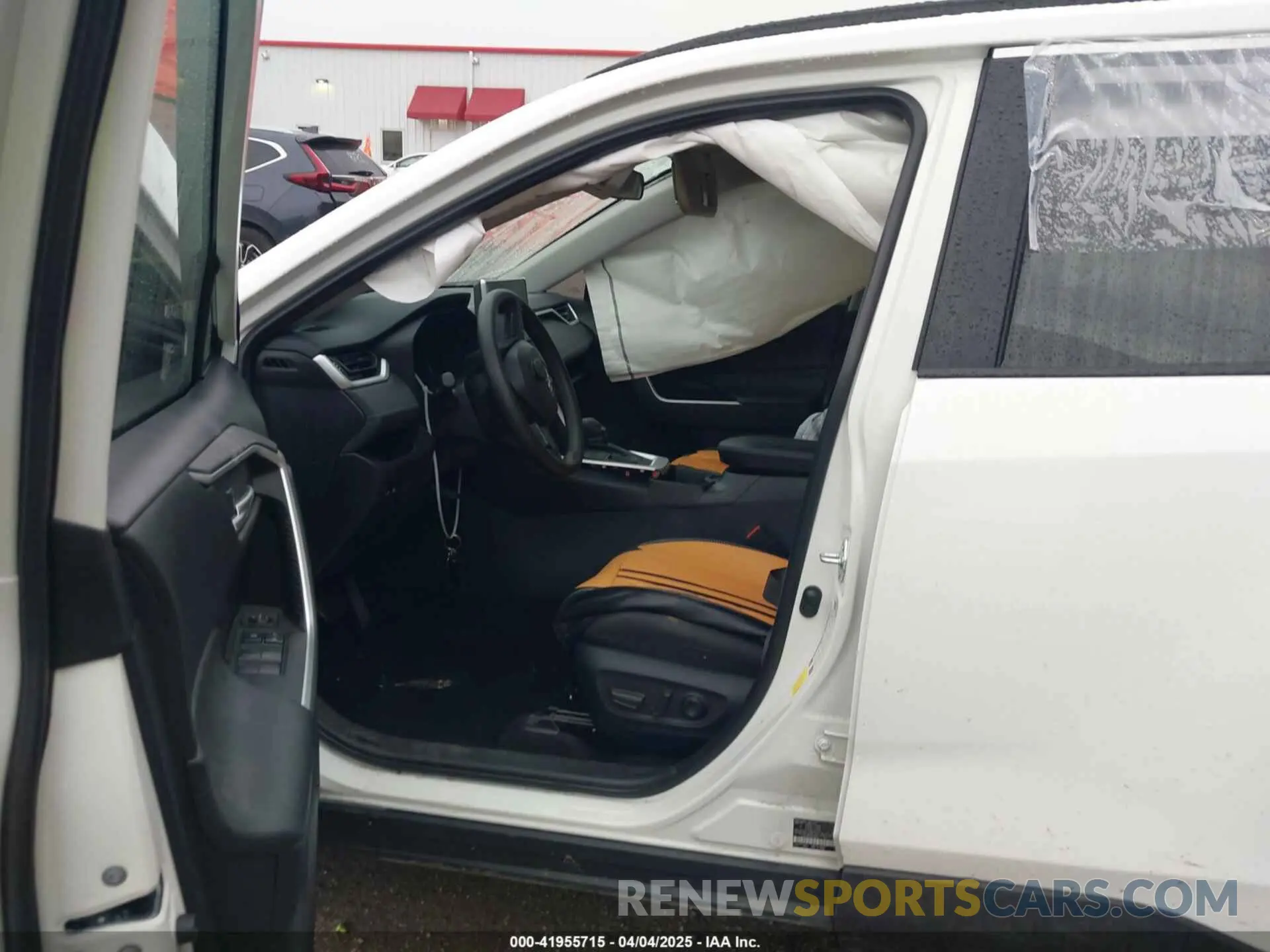 5 fotografías del automóvil dañado 2T3W1RFV9RC298637 TOYOTA RAV4 2024