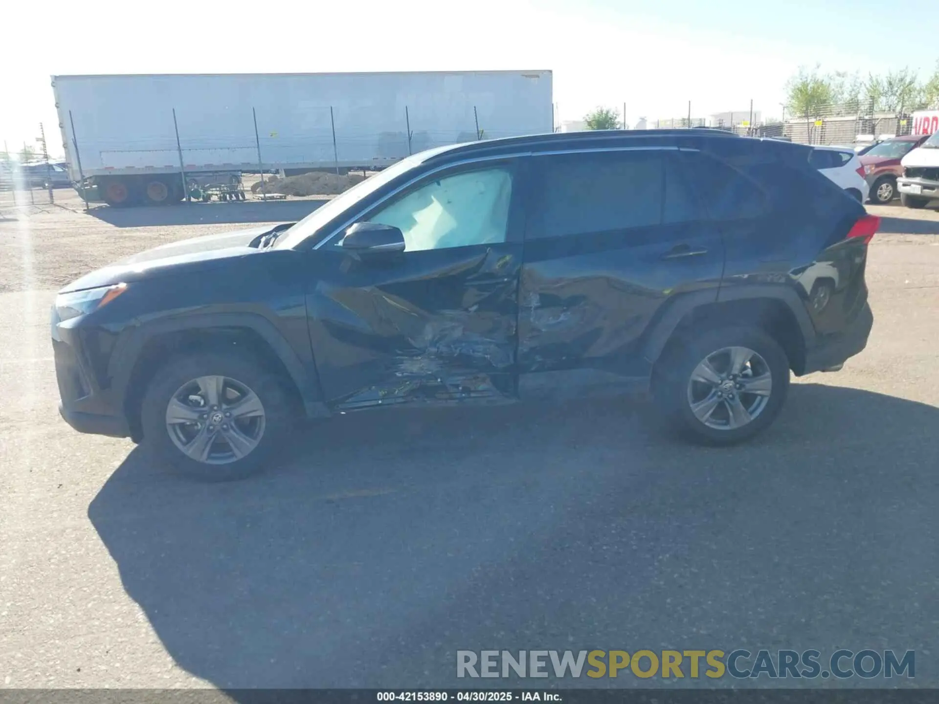 13 fotografías del automóvil dañado 2T3W1RFVXRW320272 TOYOTA RAV4 2024