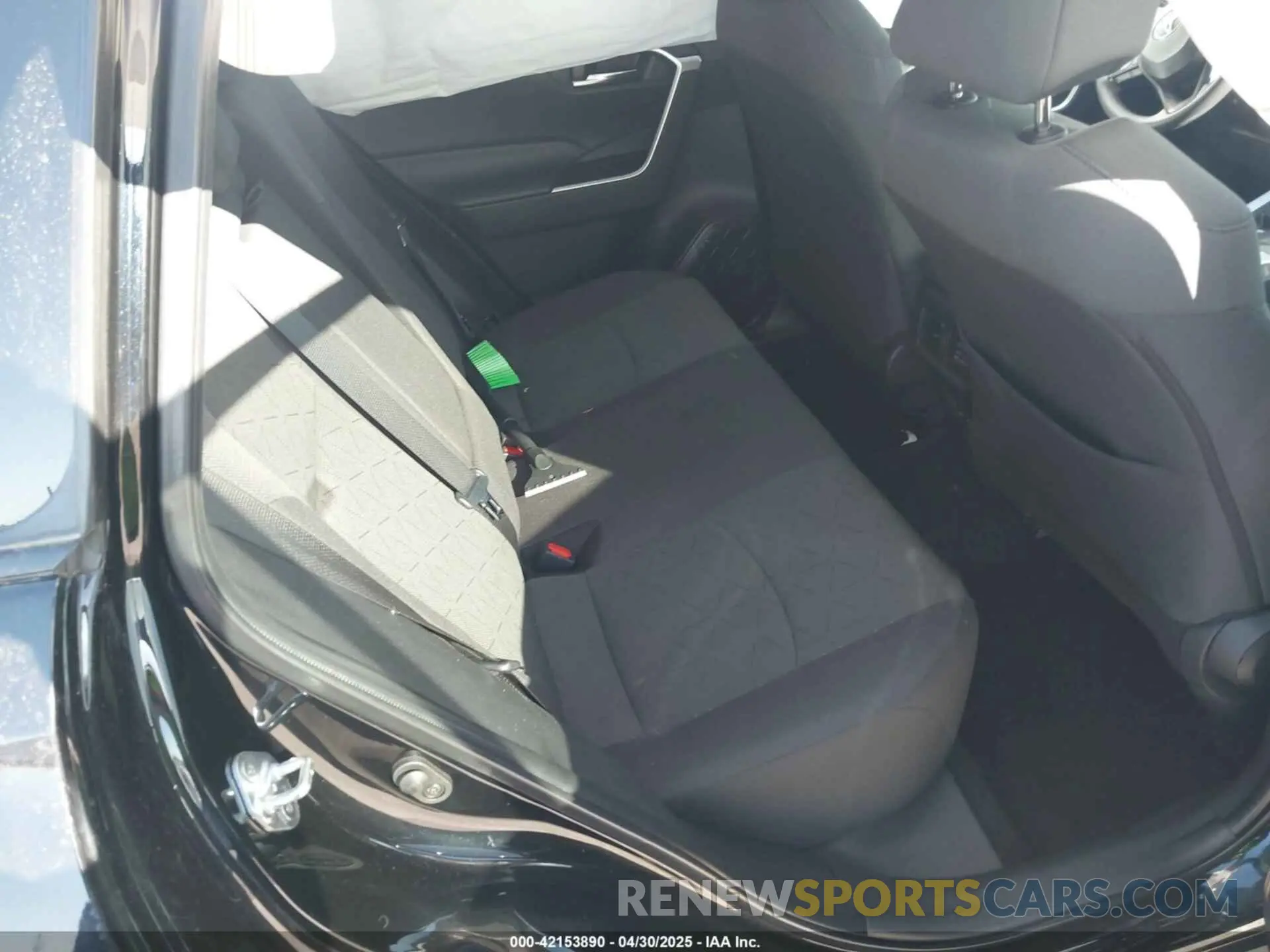 8 fotografías del automóvil dañado 2T3W1RFVXRW320272 TOYOTA RAV4 2024