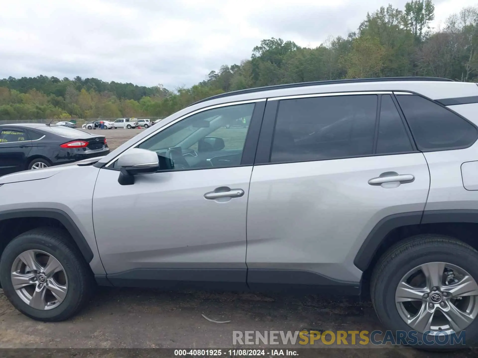 14 fotografías del automóvil dañado 2T3W1RFVXRW325374 TOYOTA RAV4 2024
