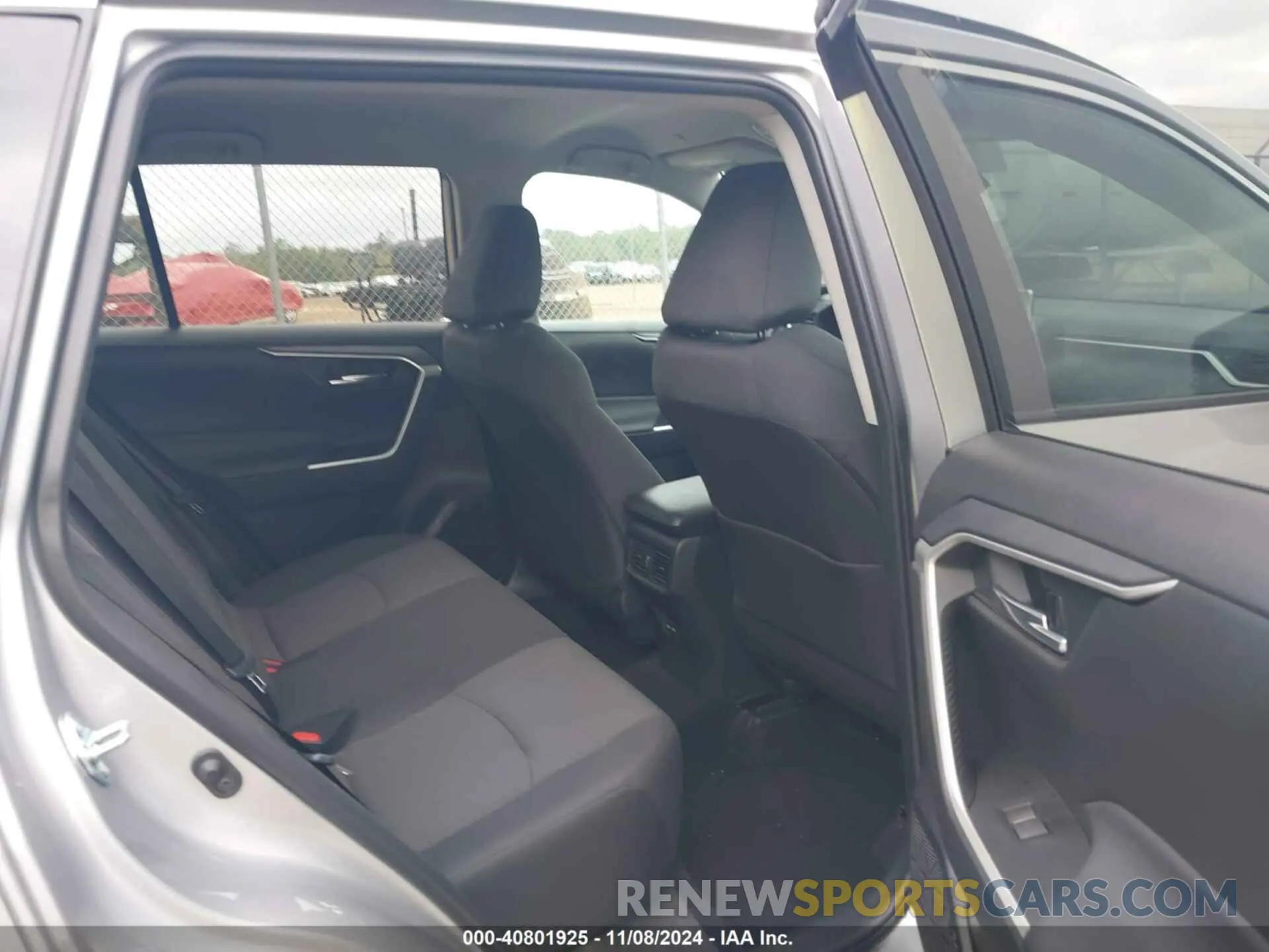 8 fotografías del automóvil dañado 2T3W1RFVXRW325374 TOYOTA RAV4 2024