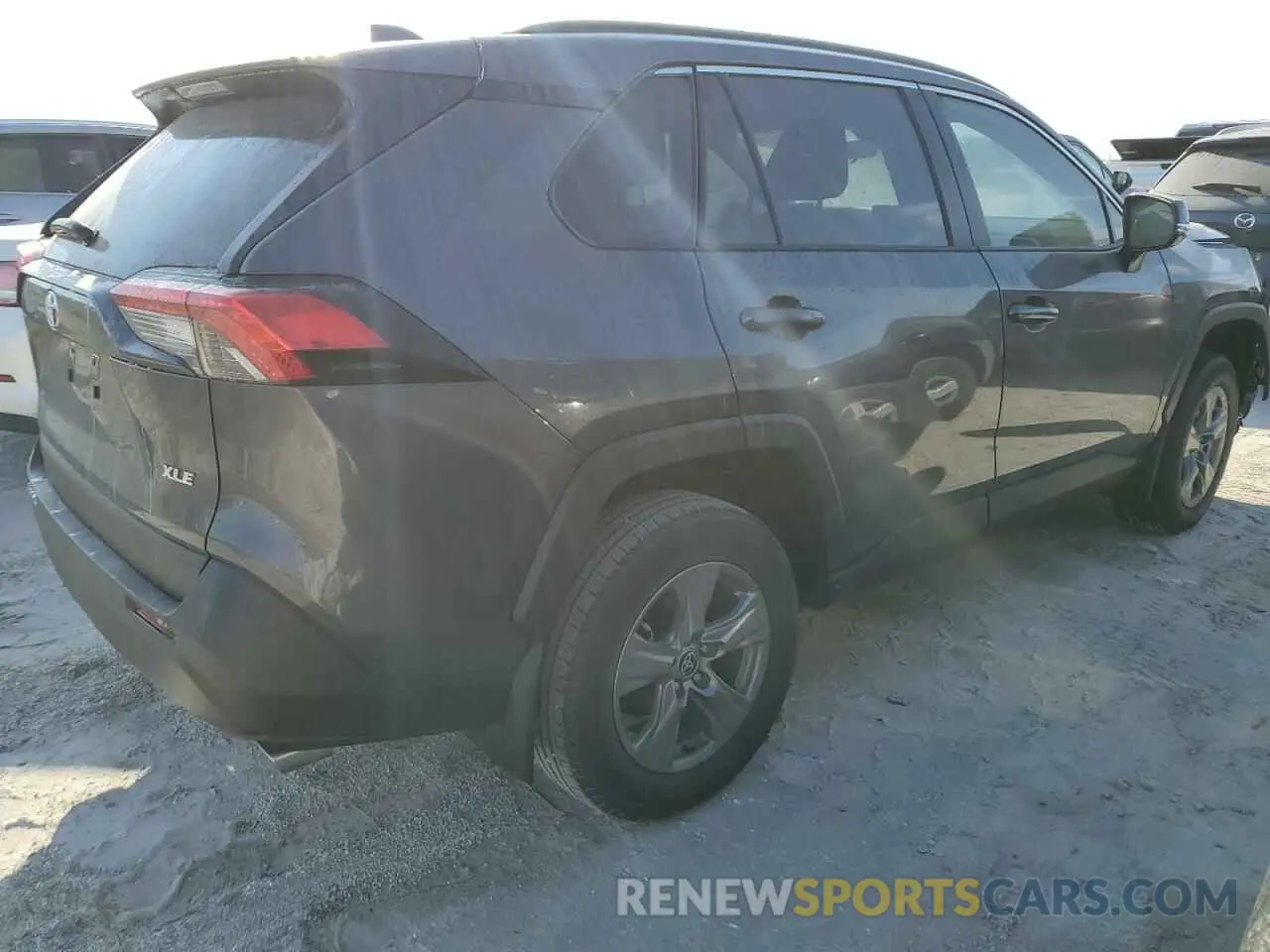 3 fotografías del automóvil dañado 2T3W1RFVXRW352669 TOYOTA RAV4 2024