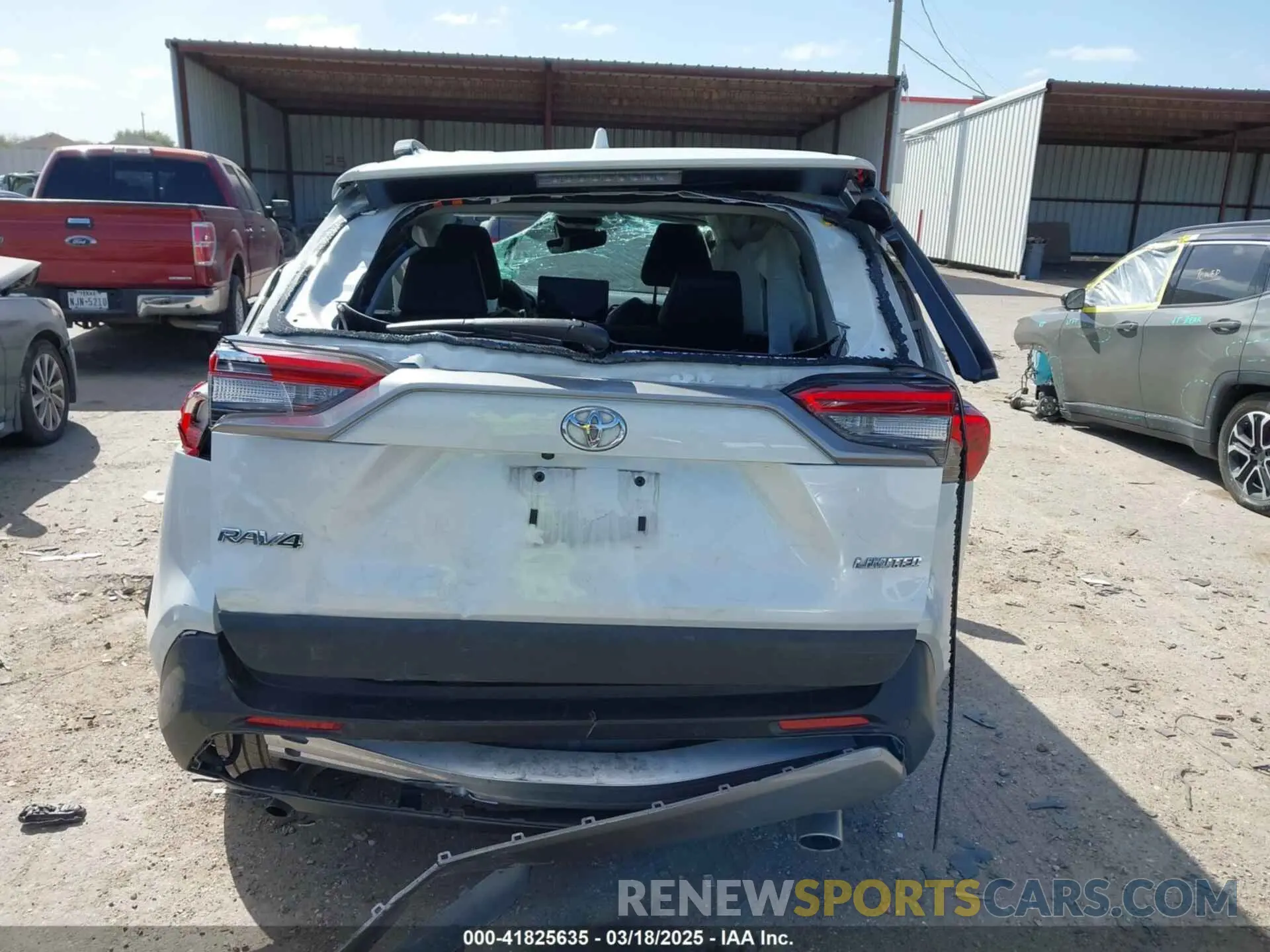 16 fotografías del automóvil dañado 2T3Y1RFV7RW350600 TOYOTA RAV4 2024