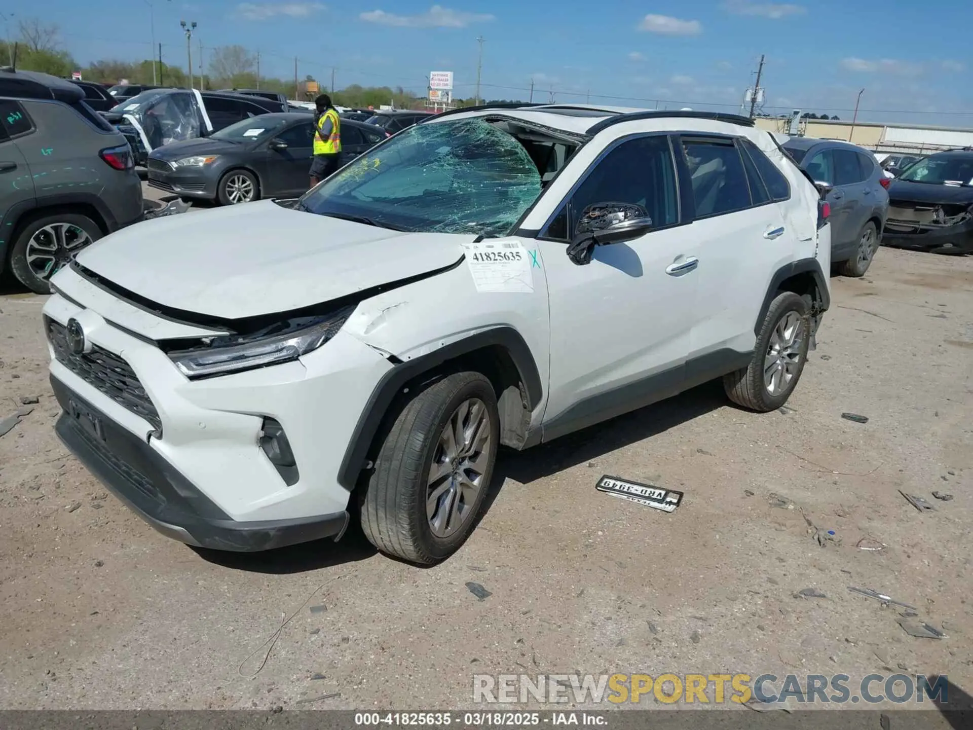 2 fotografías del automóvil dañado 2T3Y1RFV7RW350600 TOYOTA RAV4 2024