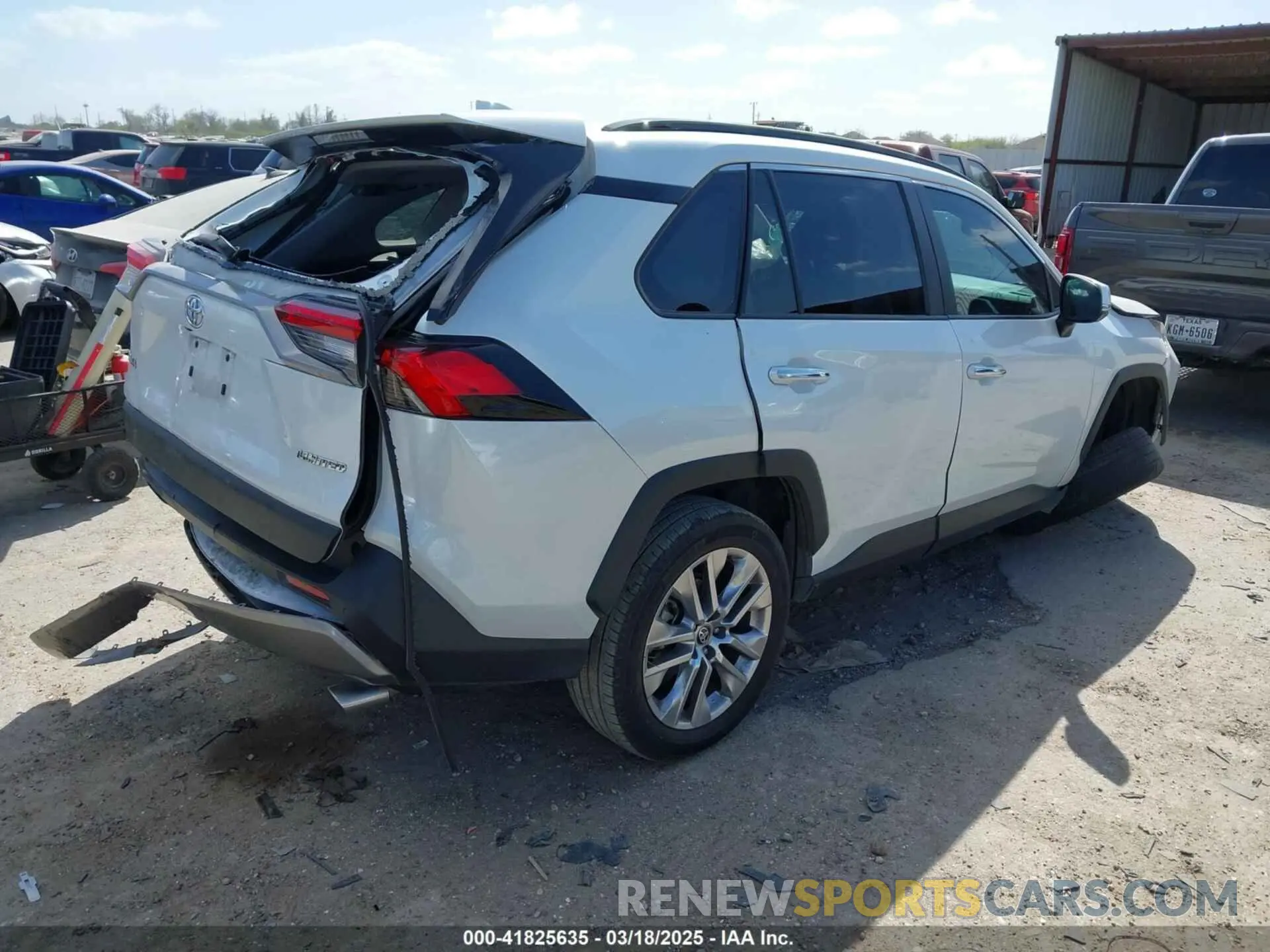 4 fotografías del automóvil dañado 2T3Y1RFV7RW350600 TOYOTA RAV4 2024