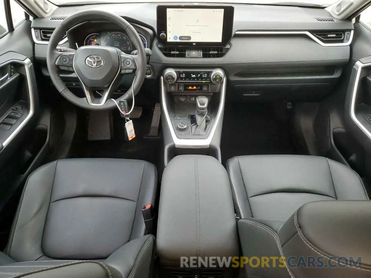 8 fotografías del automóvil dañado 4T3B6RFV4RU155576 TOYOTA RAV4 2024