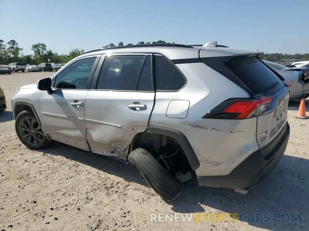 2 fotografías del automóvil dañado 4T3B6RFV4RU159689 TOYOTA RAV4 2024