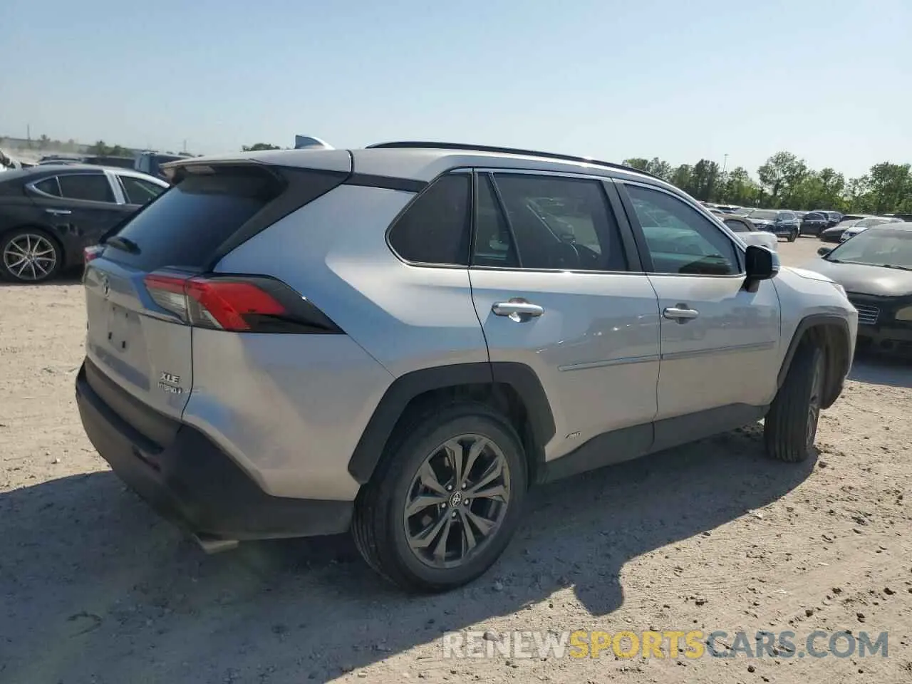 3 fotografías del automóvil dañado 4T3B6RFV4RU159689 TOYOTA RAV4 2024