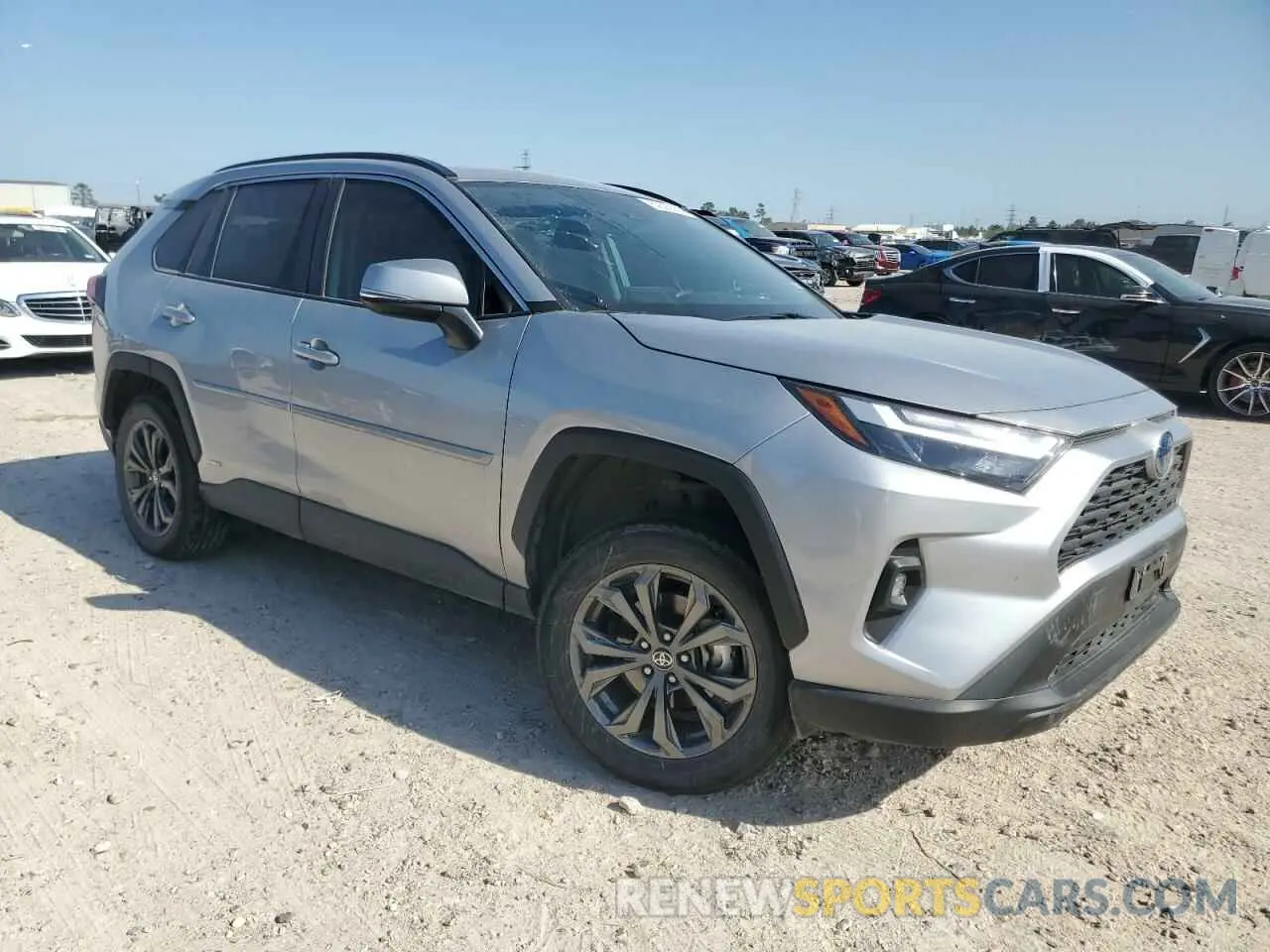 4 fotografías del automóvil dañado 4T3B6RFV4RU159689 TOYOTA RAV4 2024