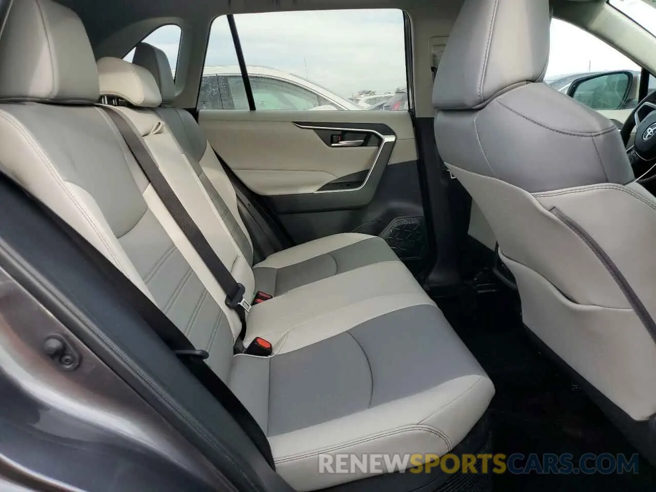11 fotografías del automóvil dañado 4T3B6RFV5RU158759 TOYOTA RAV4 2024