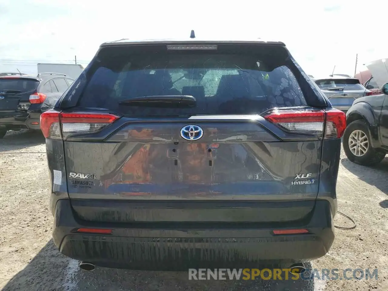 6 fotografías del automóvil dañado 4T3B6RFV5RU158759 TOYOTA RAV4 2024