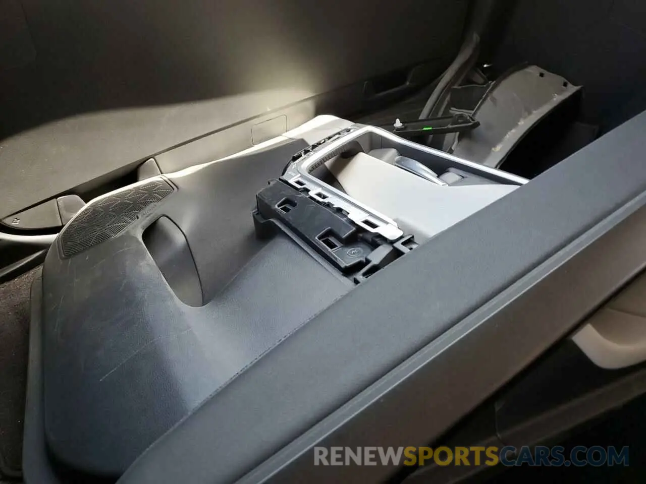 13 fotografías del automóvil dañado 4T3B6RFV8RU162370 TOYOTA RAV4 2024