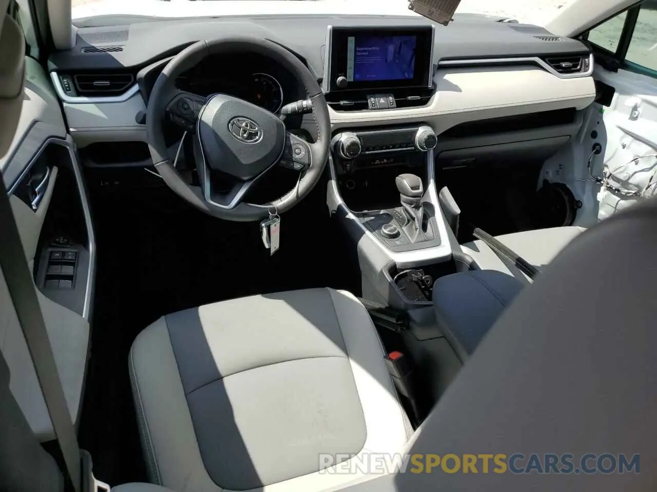 8 fotografías del automóvil dañado 4T3B6RFV8RU162370 TOYOTA RAV4 2024