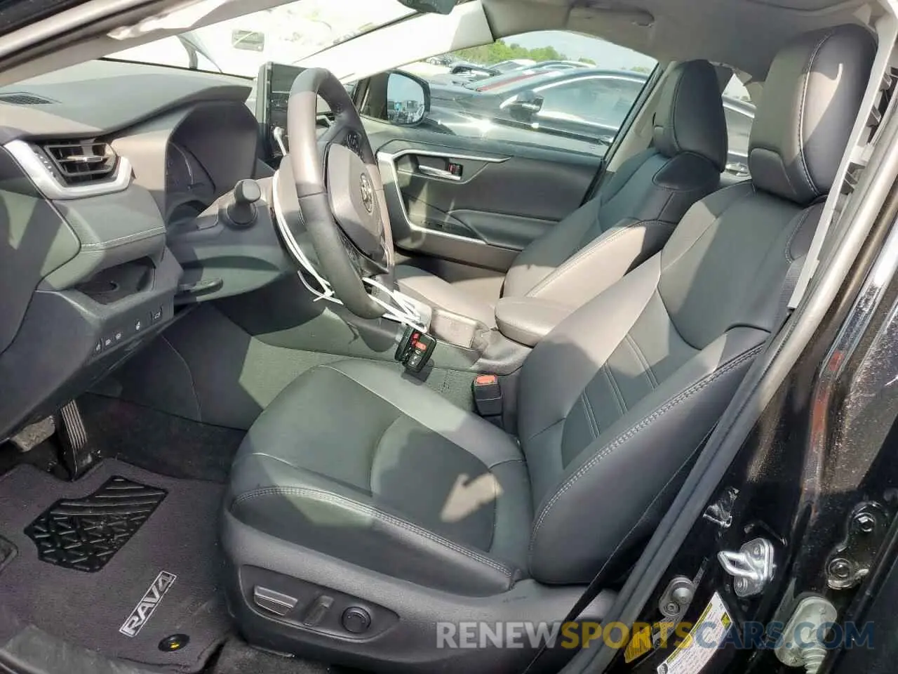7 fotografías del automóvil dañado 4T3B6RFV9RU158019 TOYOTA RAV4 2024