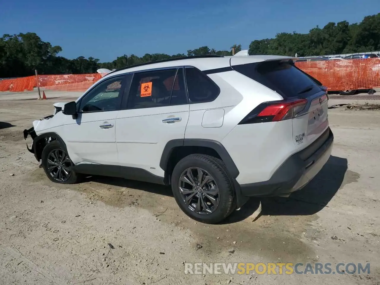 2 fotografías del automóvil dañado 4T3D6RFV0RU141313 TOYOTA RAV4 2024