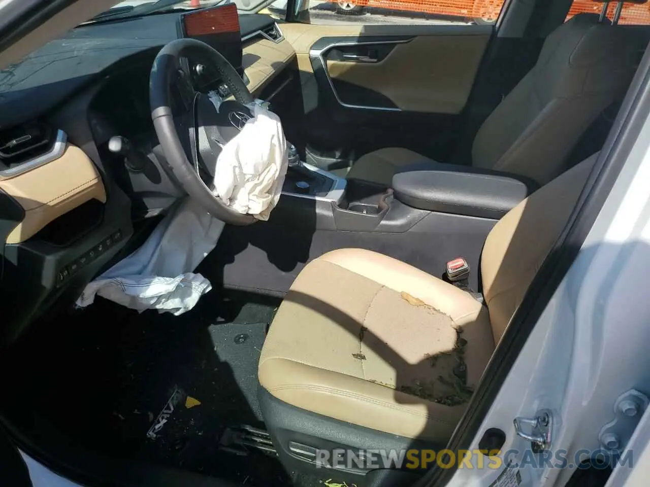 7 fotografías del automóvil dañado 4T3D6RFV0RU141313 TOYOTA RAV4 2024
