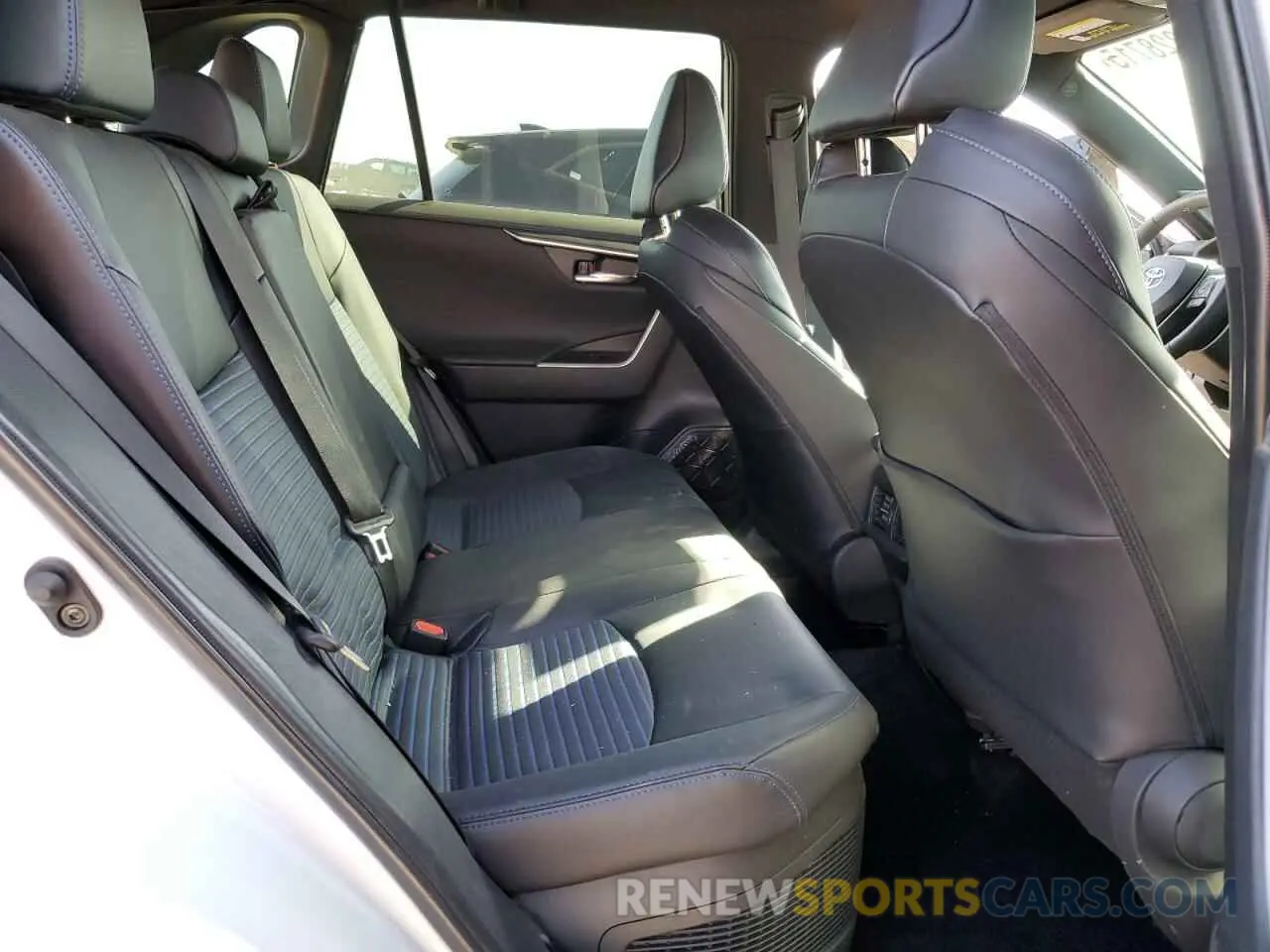 11 fotografías del automóvil dañado 4T3E6RFV2RU153189 TOYOTA RAV4 2024