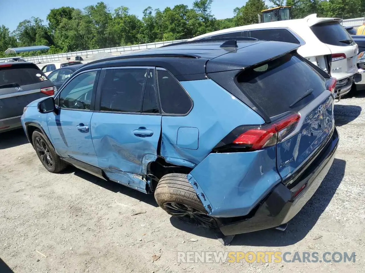 2 fotografías del automóvil dañado 4T3E6RFV2RU154181 TOYOTA RAV4 2024