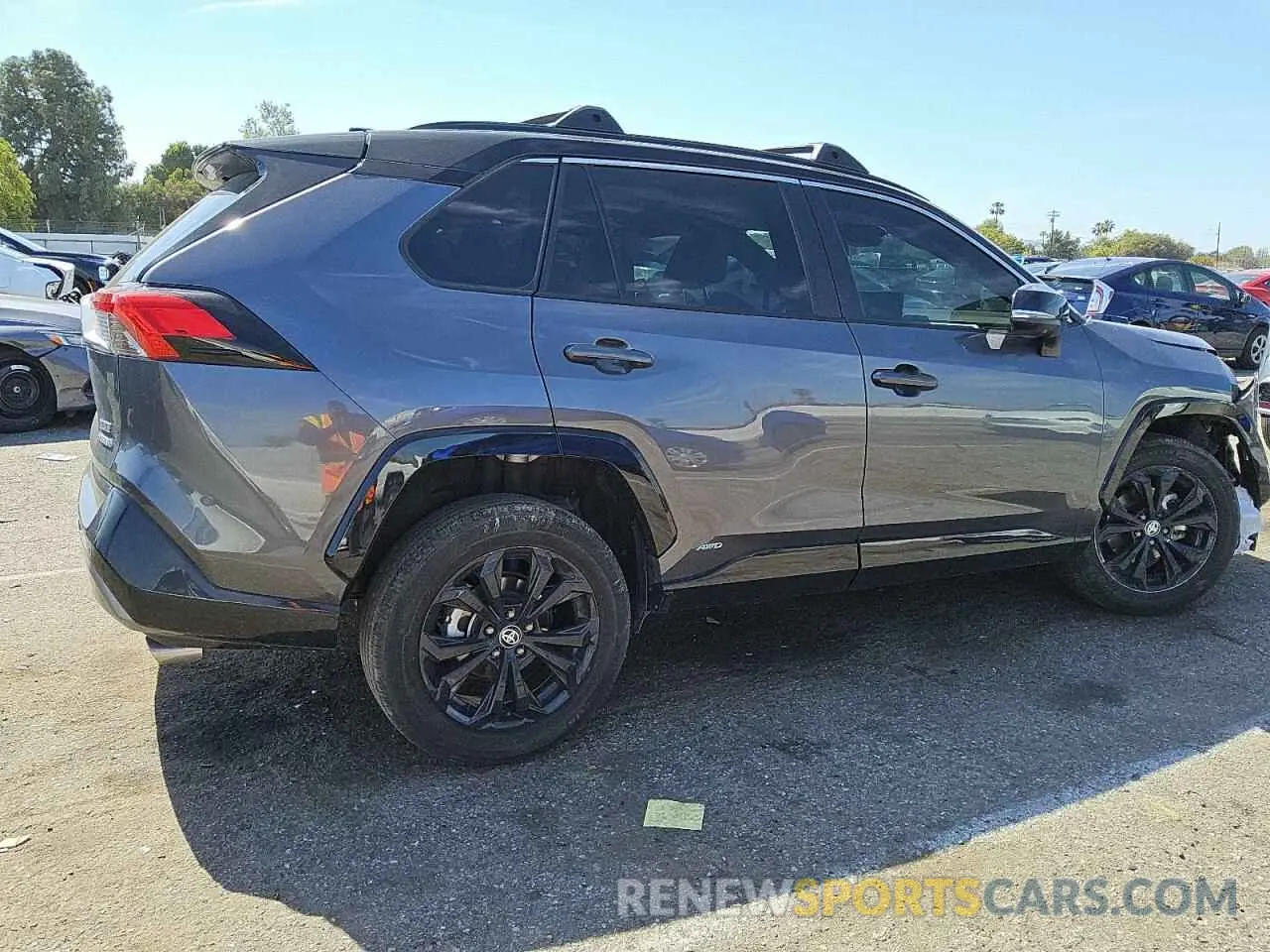 3 fotografías del automóvil dañado 4T3E6RFV7RU142432 TOYOTA RAV4 2024
