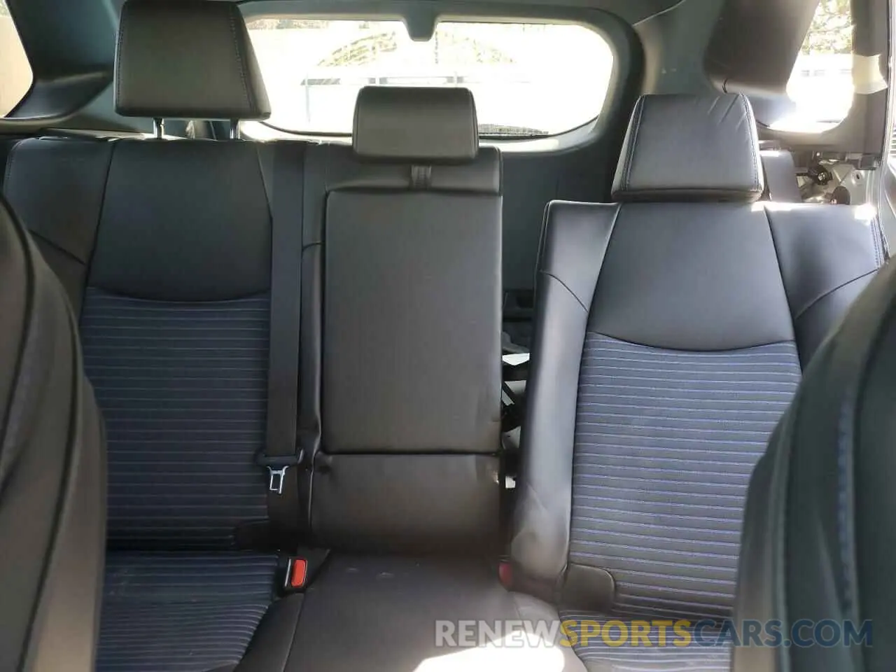 10 fotografías del automóvil dañado 4T3E6RFV8RU146215 TOYOTA RAV4 2024
