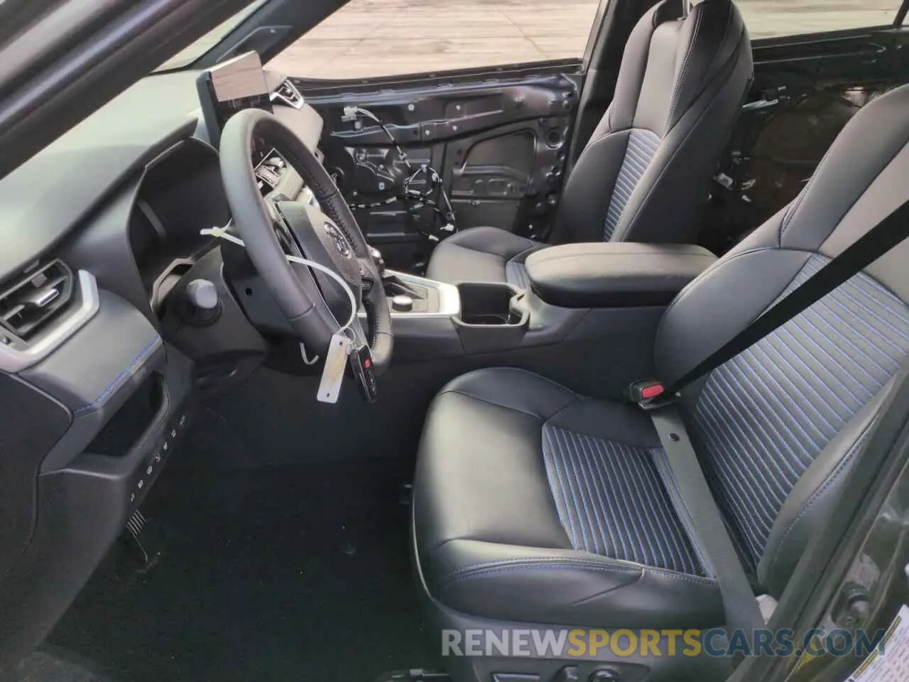 7 fotografías del automóvil dañado 4T3E6RFV8RU169123 TOYOTA RAV4 2024