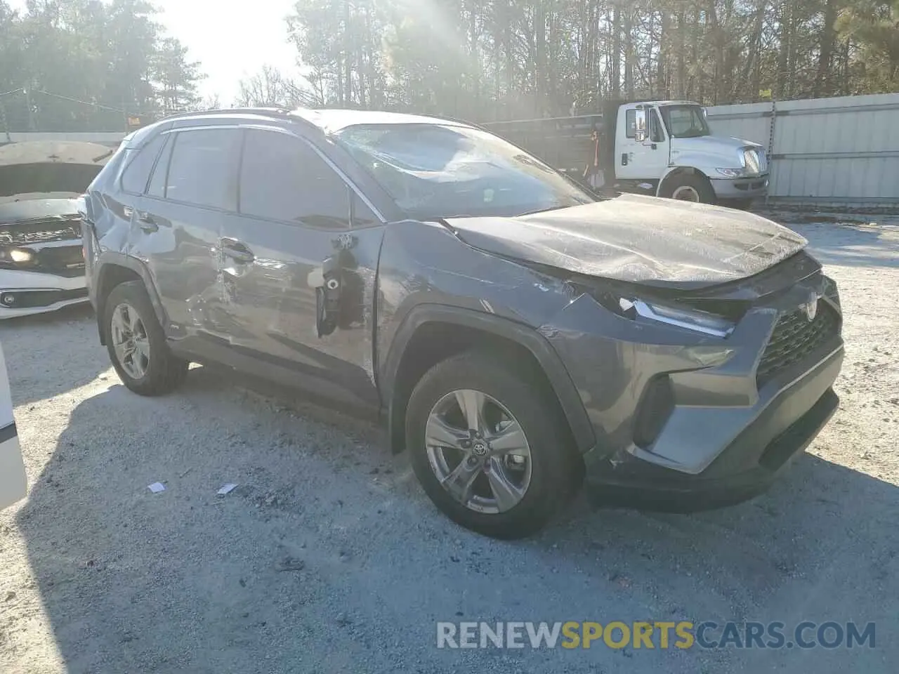 4 fotografías del automóvil dañado 4T3LWRFV4RU159695 TOYOTA RAV4 2024