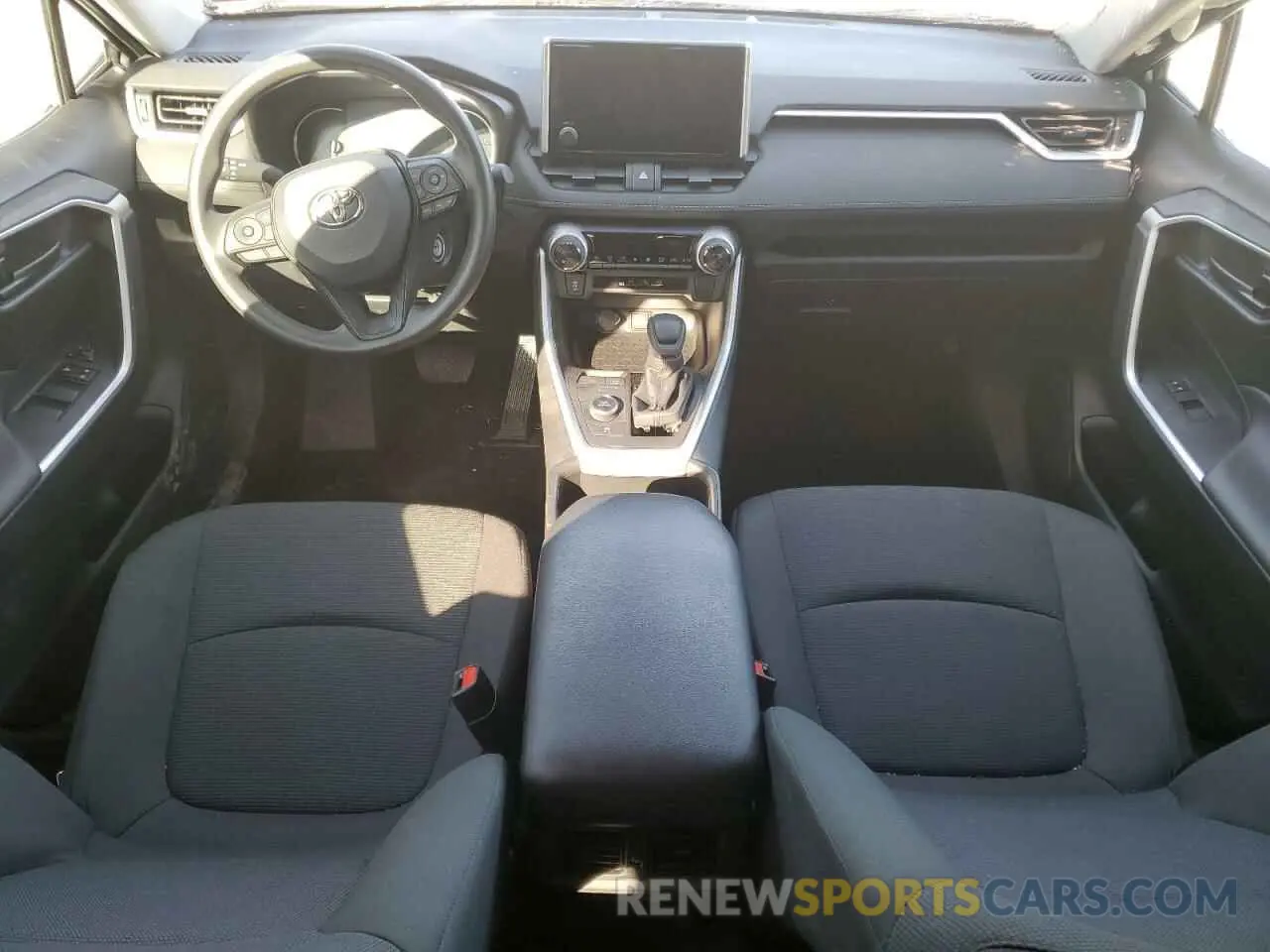 8 fotografías del automóvil dañado 4T3LWRFV4RU159695 TOYOTA RAV4 2024