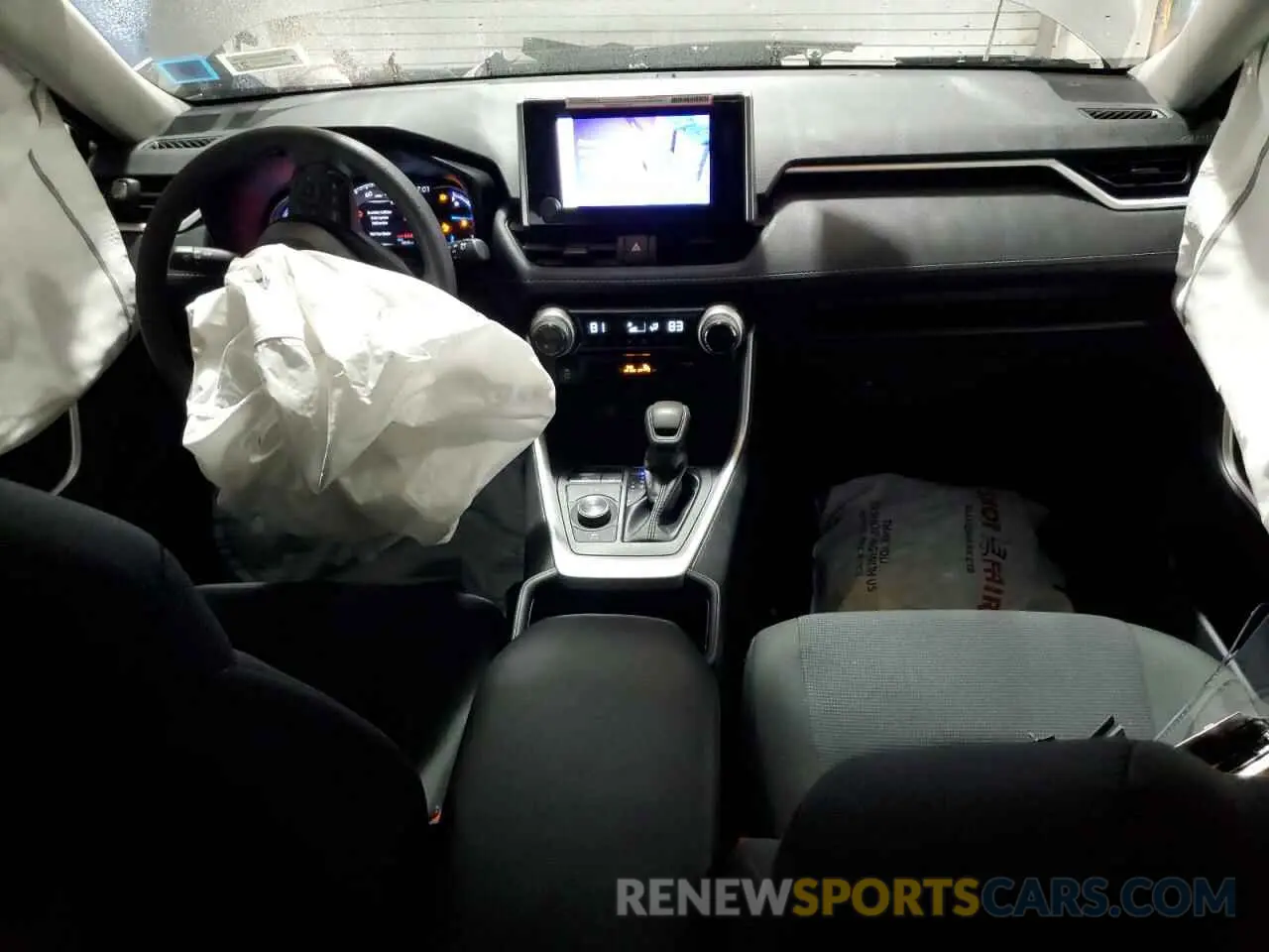 8 fotografías del automóvil dañado 4T3LWRFV7RU138601 TOYOTA RAV4 2024