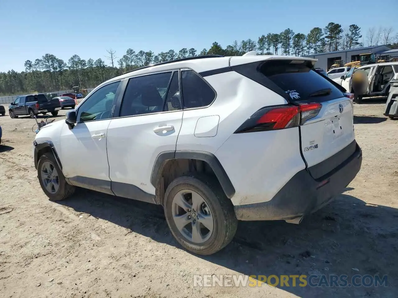 2 fotografías del automóvil dañado 4T3LWRFV9RU113098 TOYOTA RAV4 2024