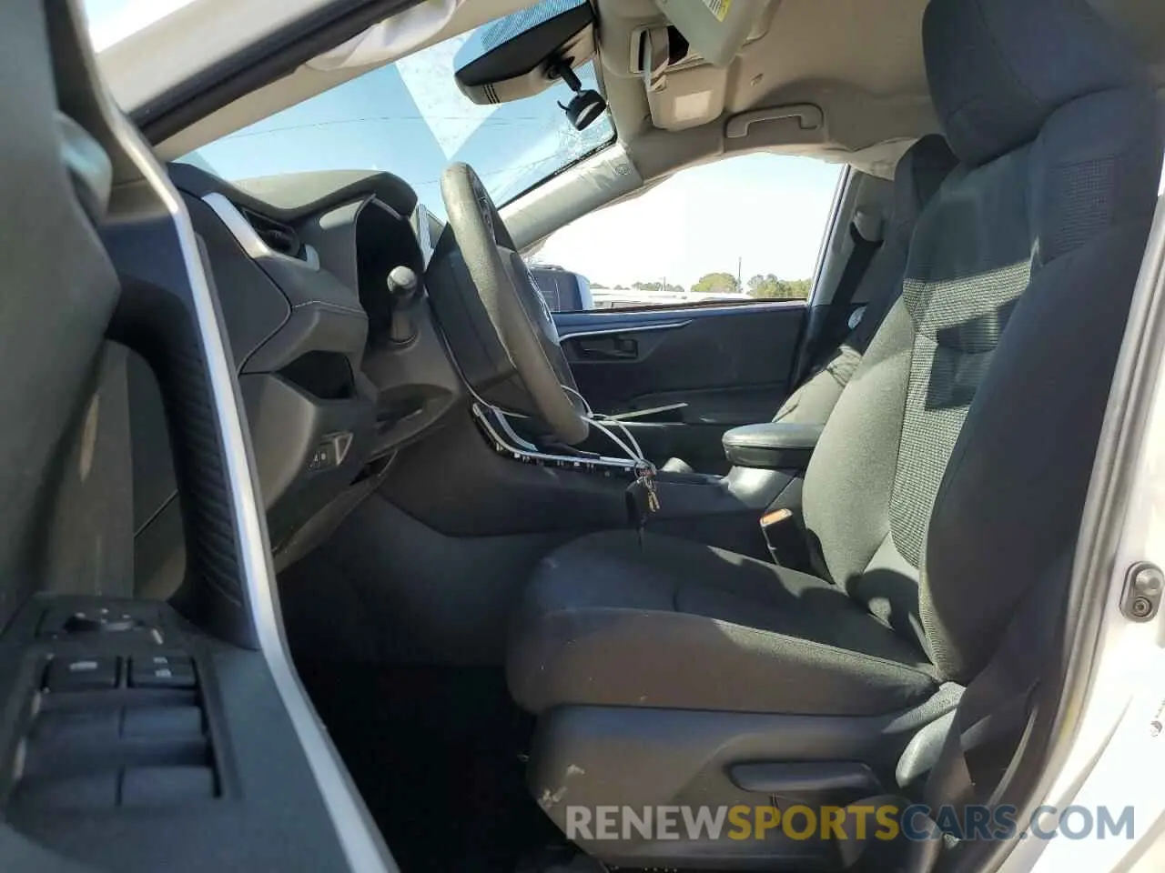 7 fotografías del automóvil dañado 4T3LWRFV9RU113098 TOYOTA RAV4 2024