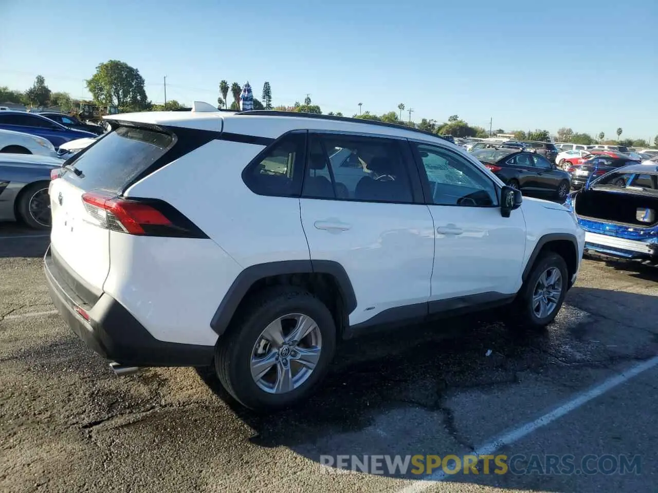 3 fotografías del automóvil dañado 4T3LWRFV9RU124599 TOYOTA RAV4 2024