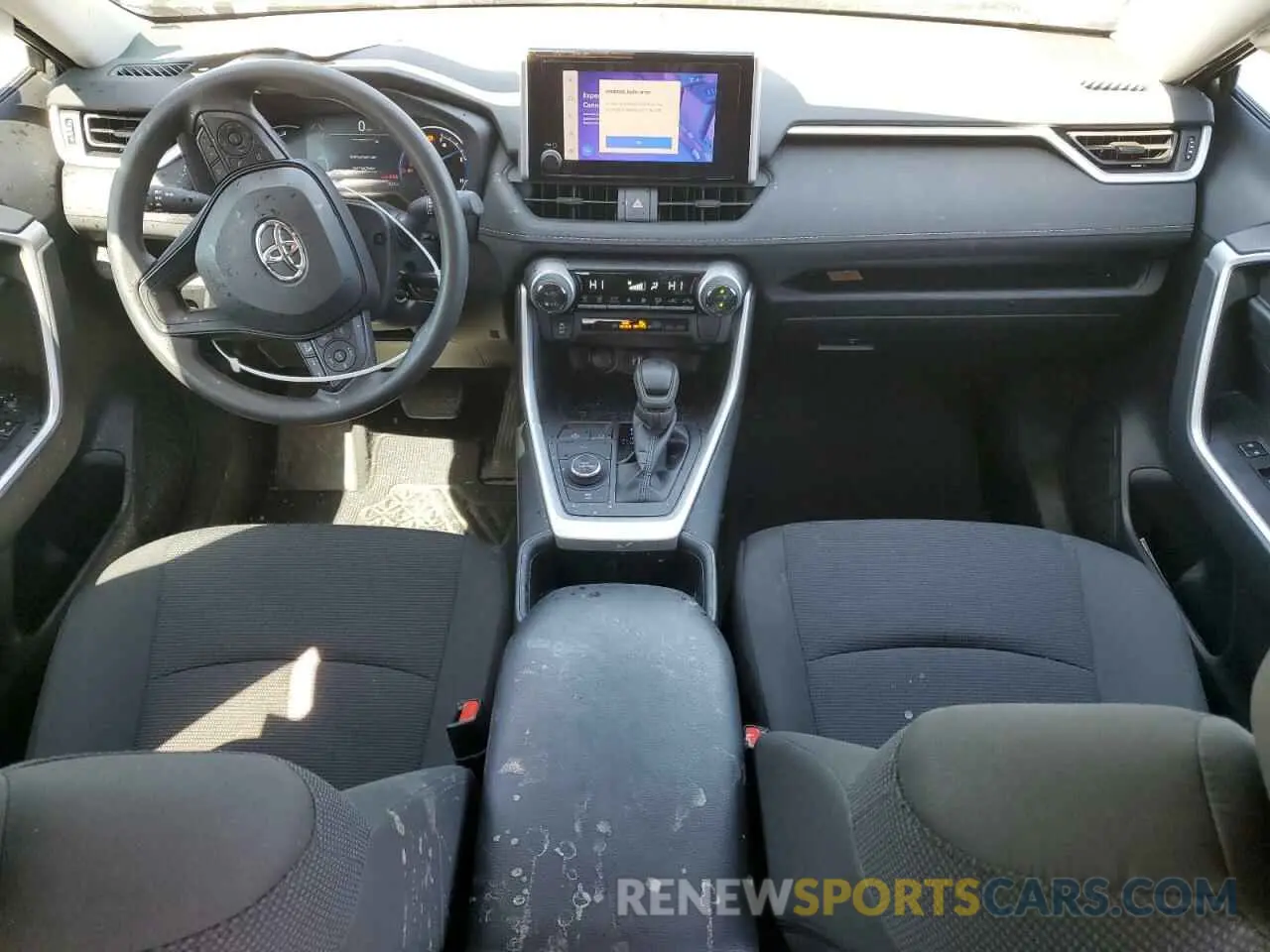 8 fotografías del automóvil dañado 4T3LWRFV9RU152046 TOYOTA RAV4 2024