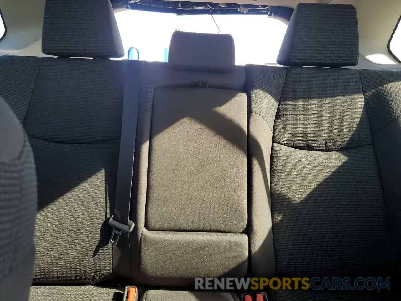 10 fotografías del automóvil dañado 4T3MWRFV3RU138292 TOYOTA RAV4 2024