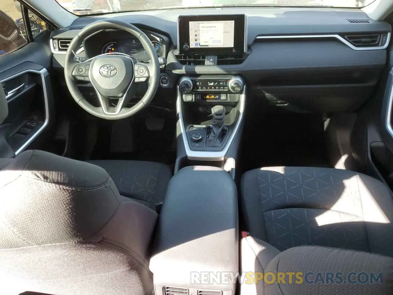 8 fotografías del automóvil dañado 4T3RWRFV2RU136443 TOYOTA RAV4 2024