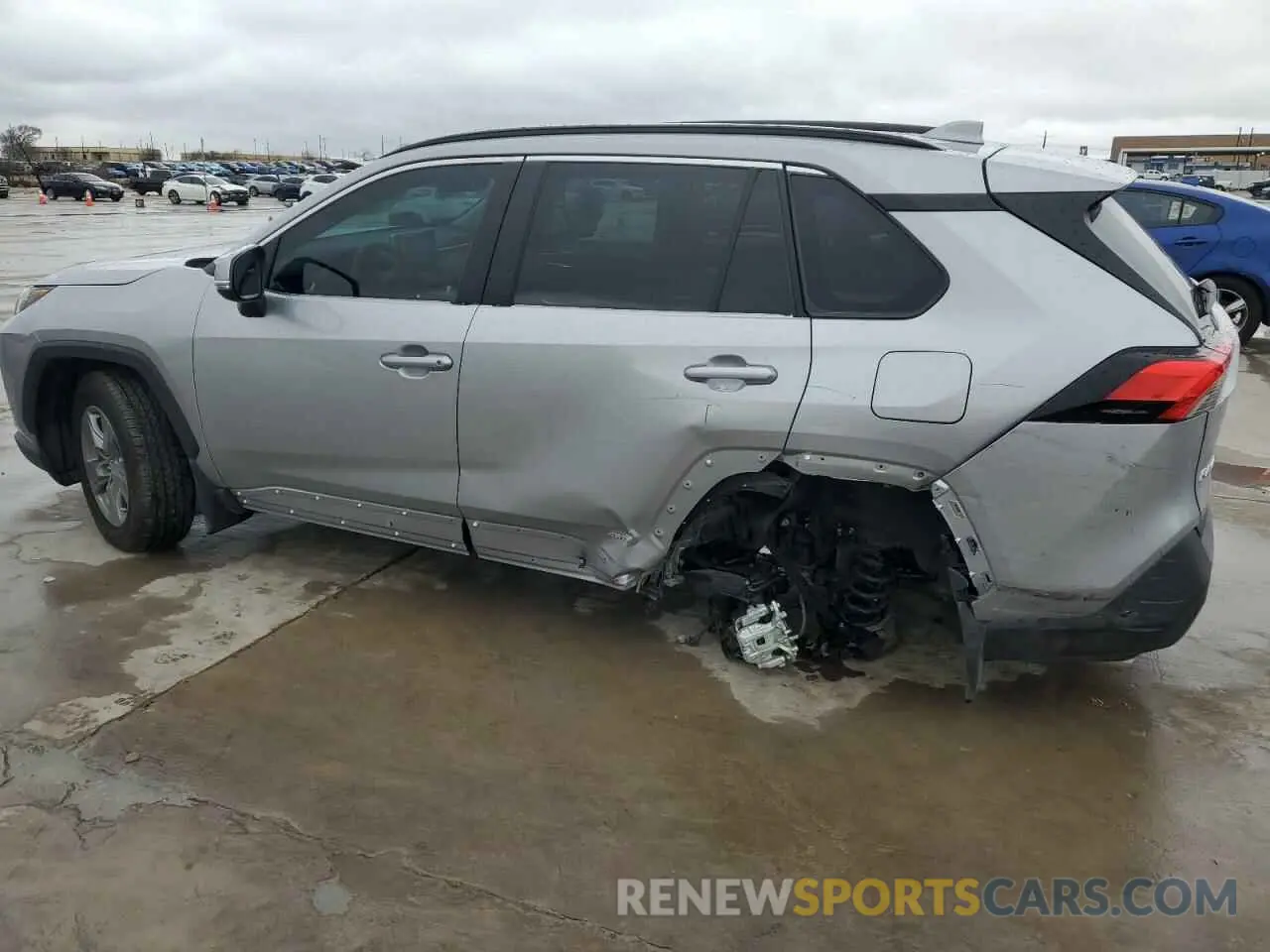 2 fotografías del automóvil dañado 4T3RWRFV4RU125007 TOYOTA RAV4 2024
